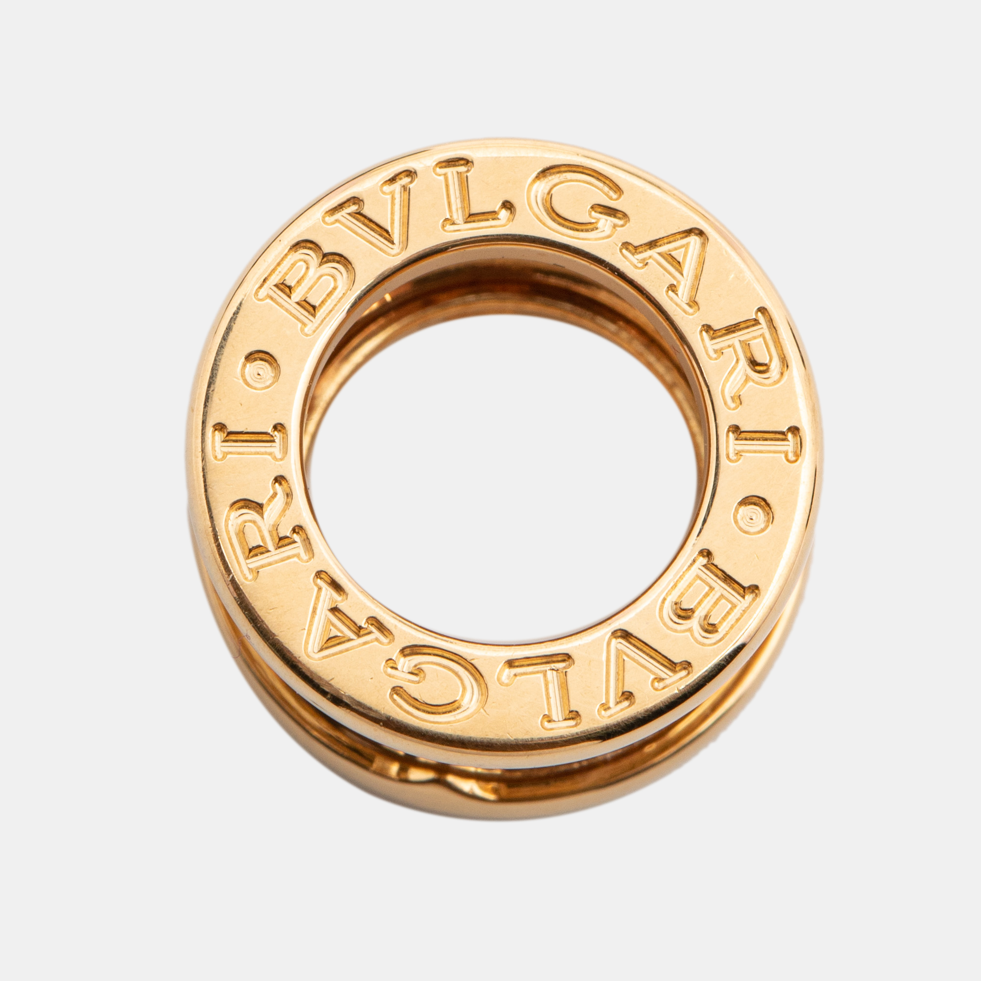 

Bvlgari B.Zero1 18k Yellow Gold Pendant