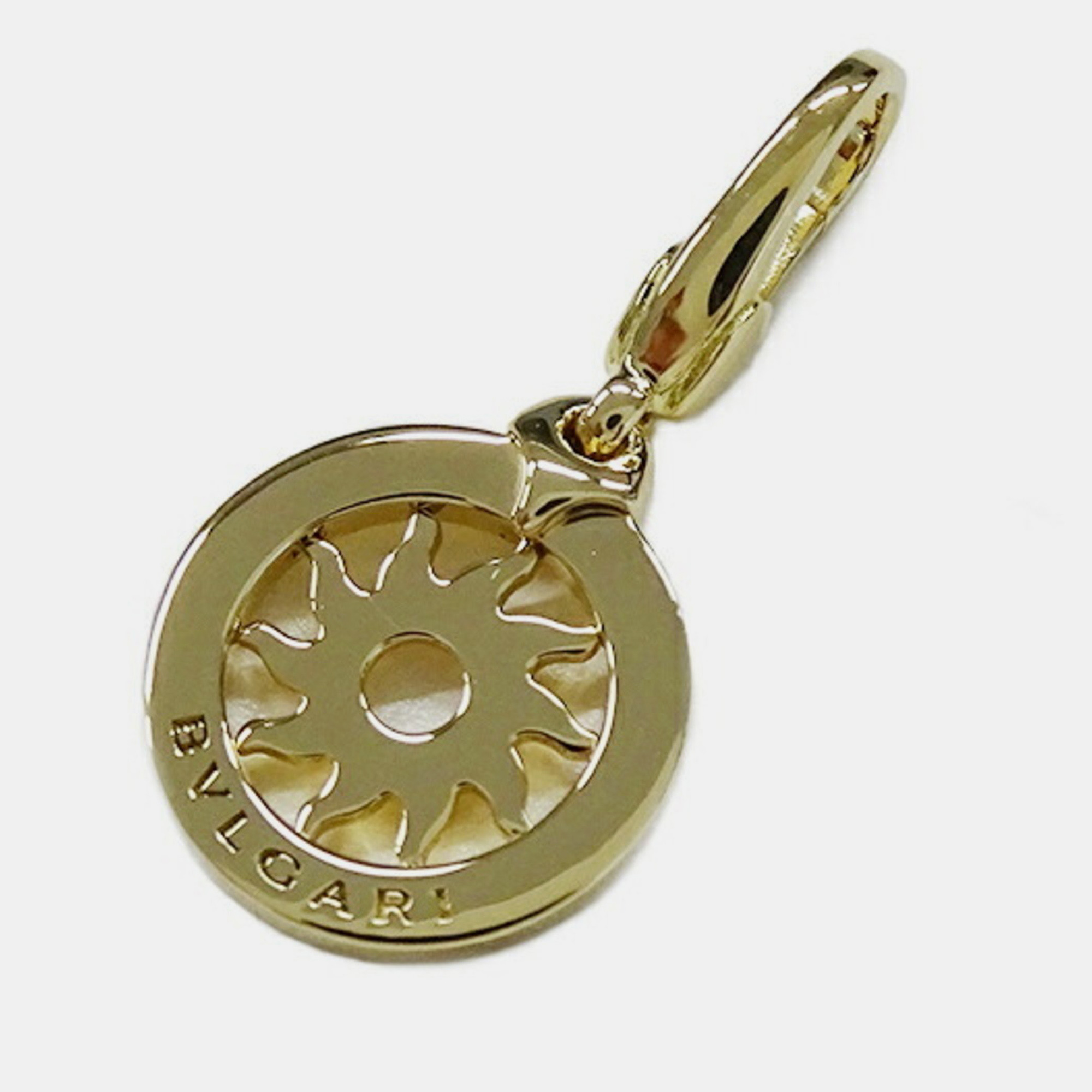 

Bvlgari Tondo Sun 18K Yellow Gold Charms and Pendants