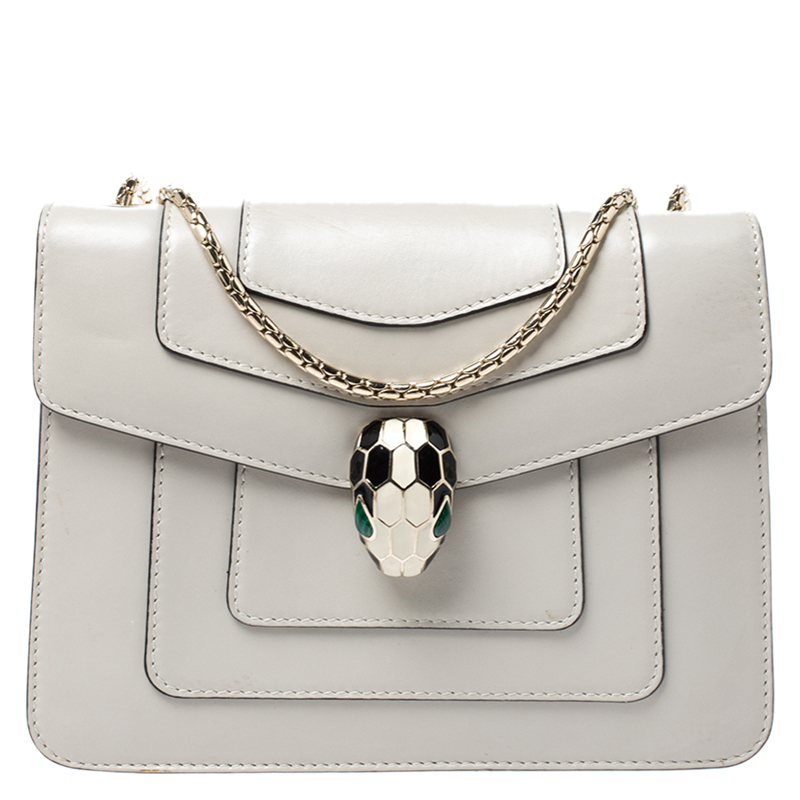 مملوكة مسبقًا Bvlgari Light Beige Leather Small Serpenti Forever Shoulder Bag