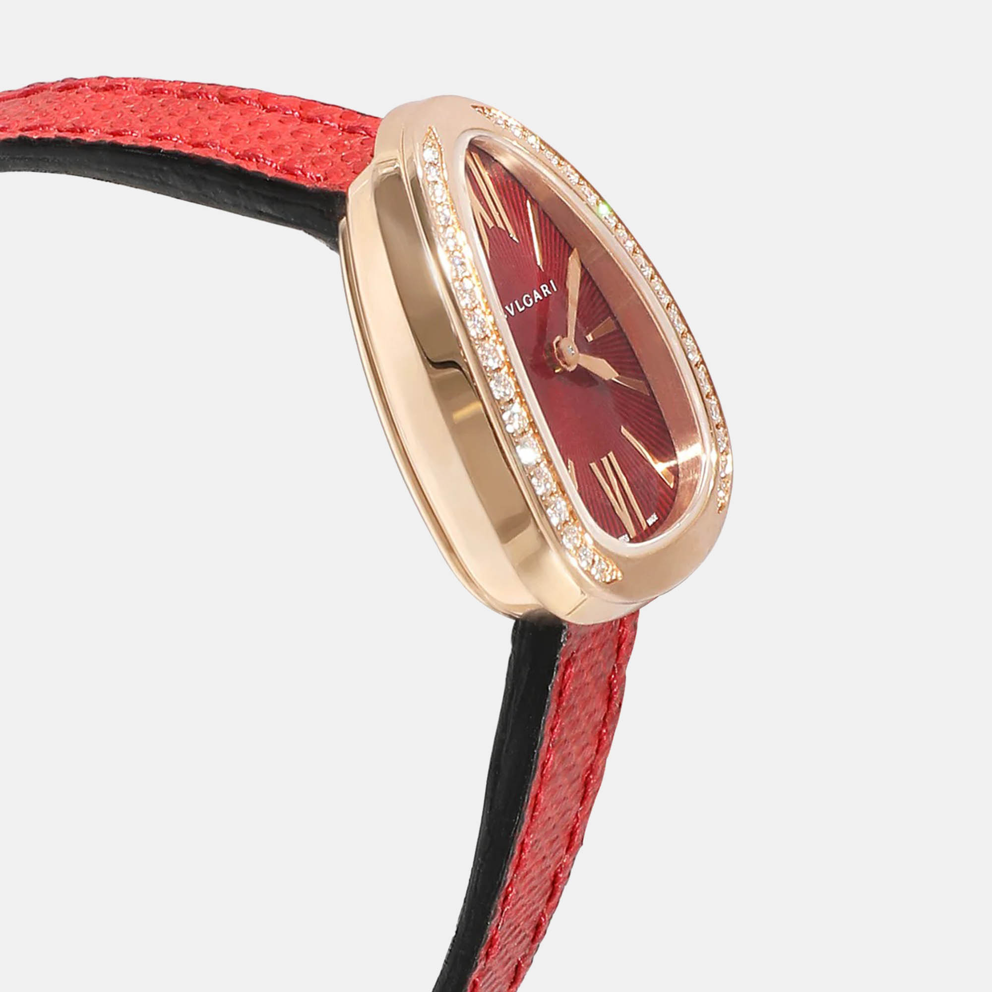 

Bvlgari Red Mother of Pearl 18k Rose Gold Serpenti Quartz Women's Wristwatch 27 mm