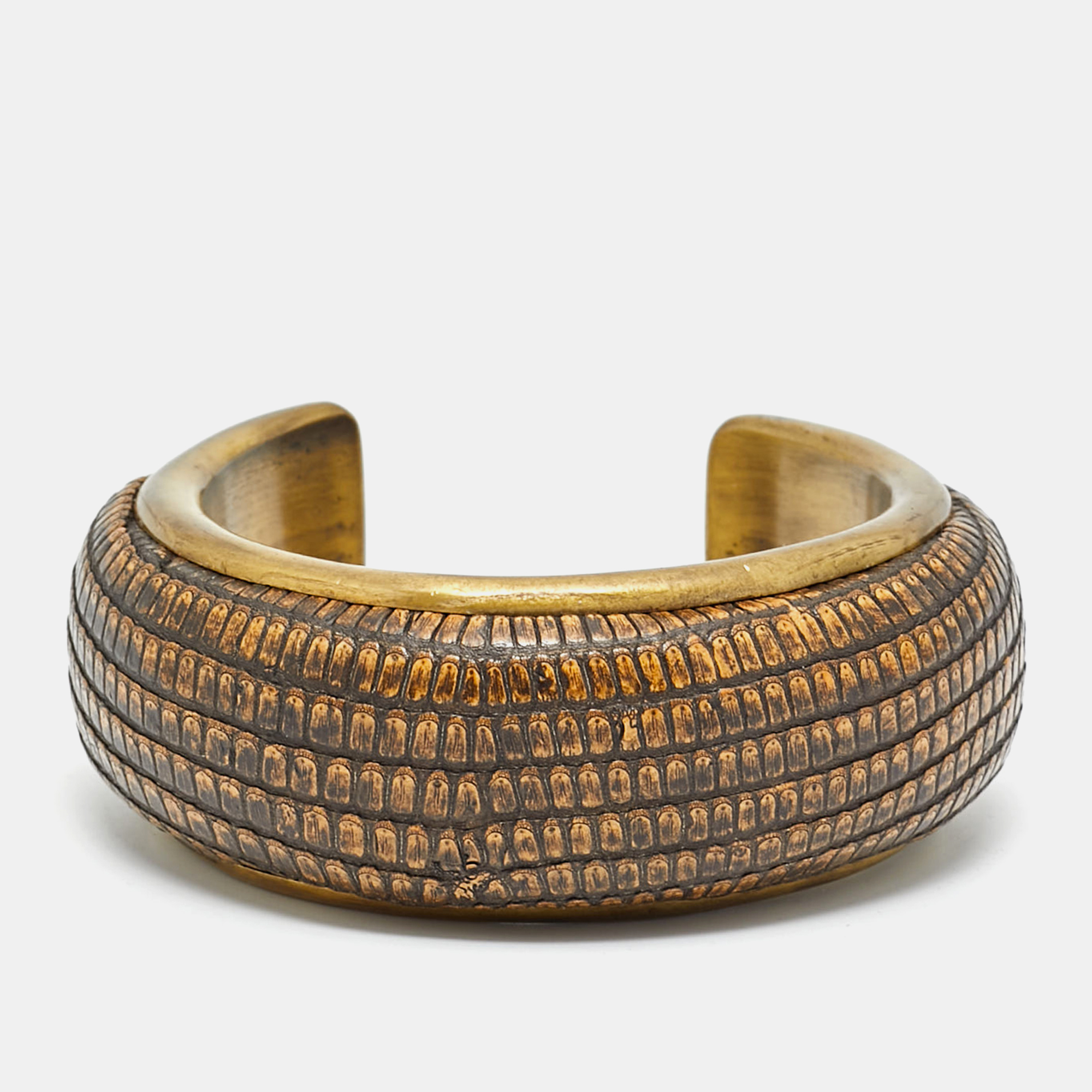 Pre-owned Carolina Herrera Leather Gold Tone Cuff Bracelet