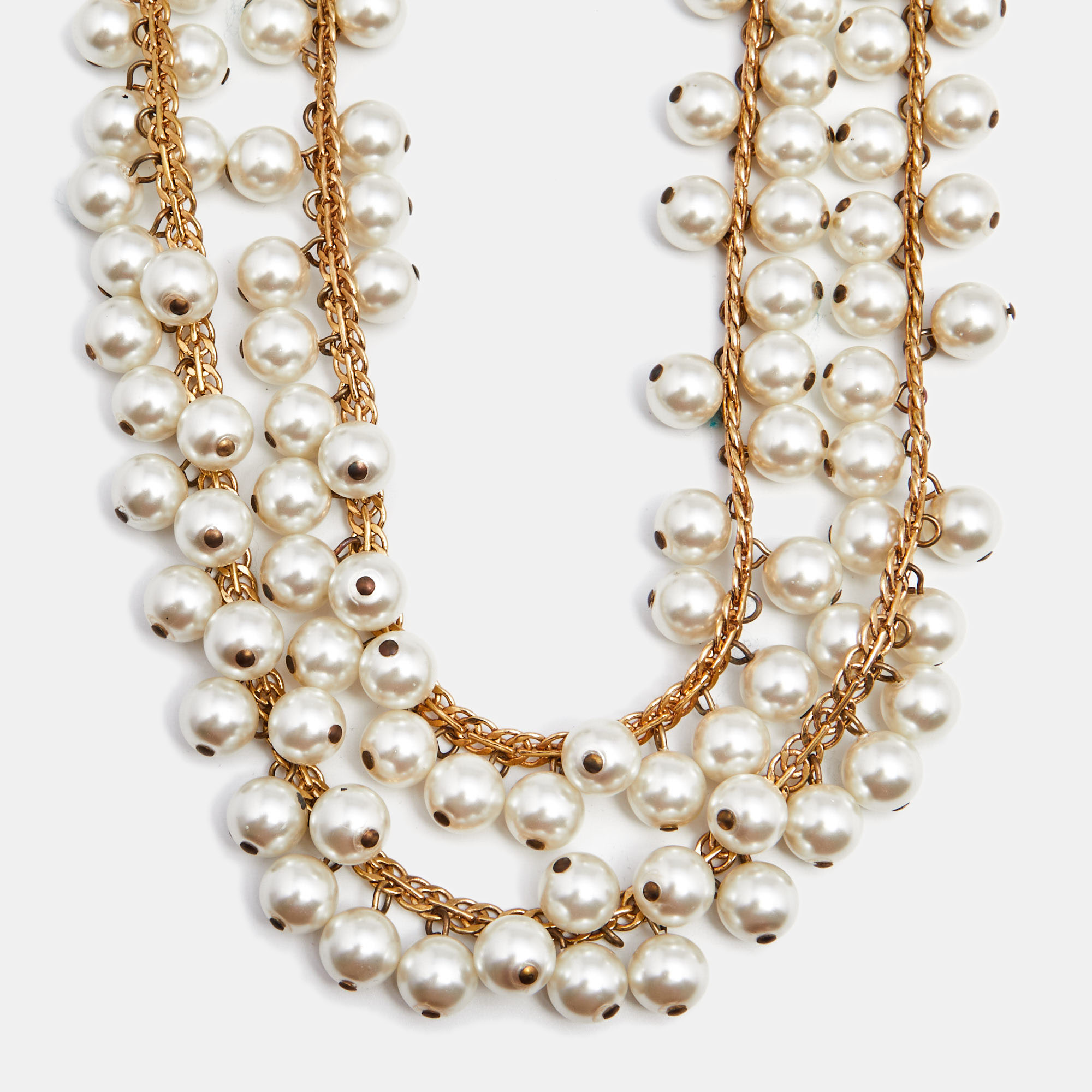 

Carolina Herrera CH Faux Pearls Gold Tone Metal Necklace