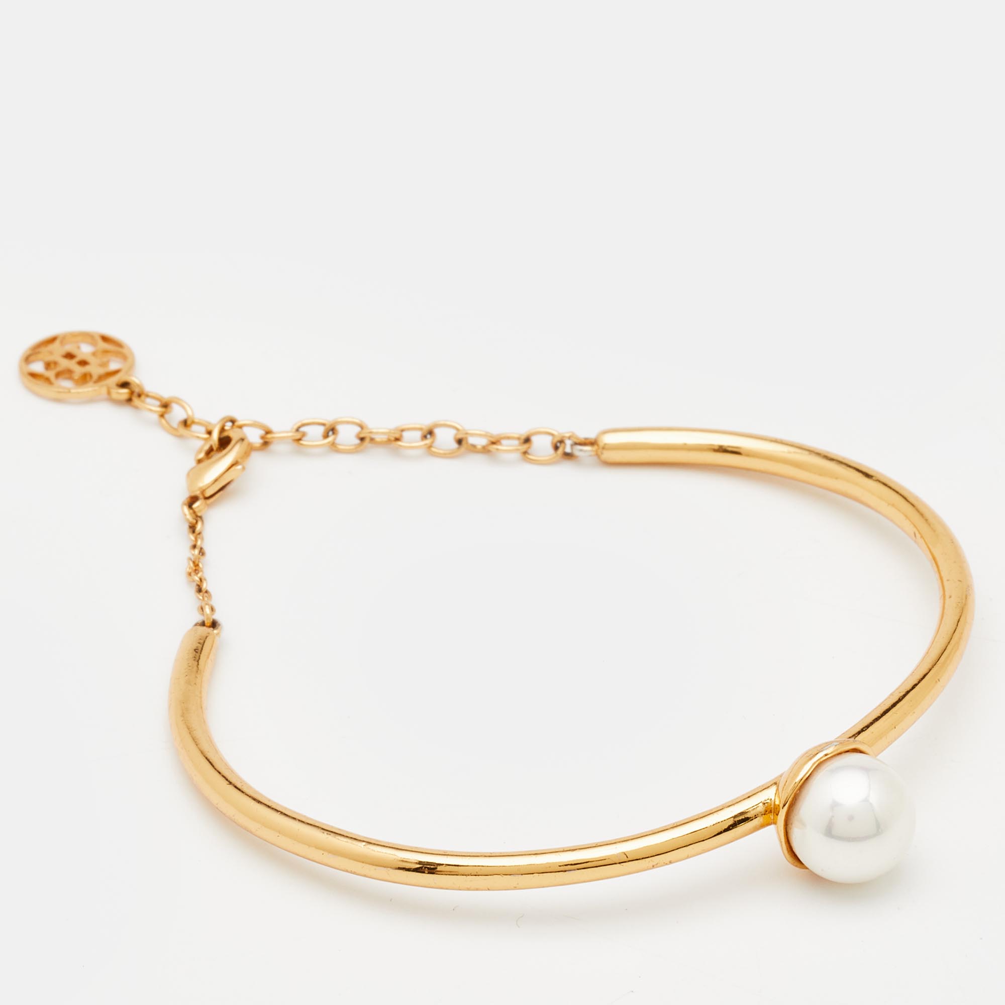 

Carolina Herrera Faux Pearl Gold Tone Bracelet