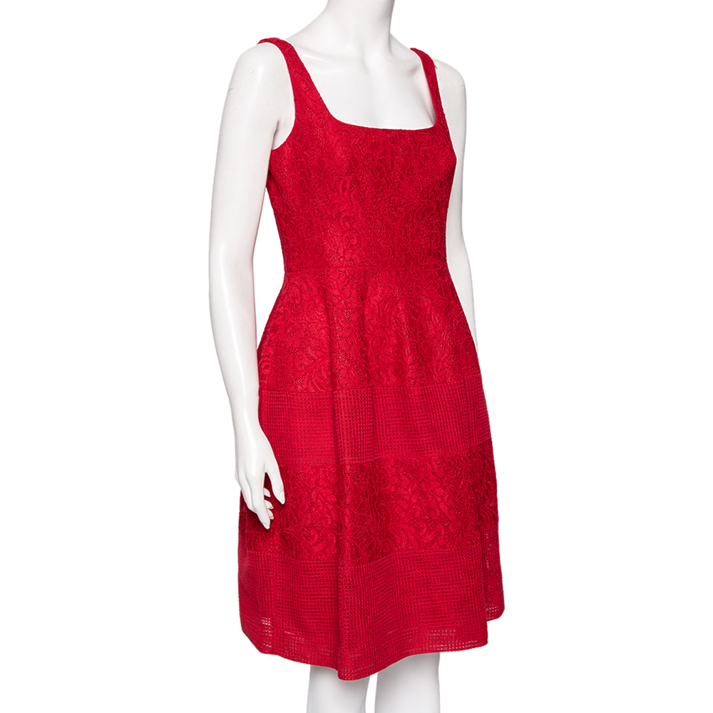 

Carolina Herrera Red Lace & Mesh Paneled Sleeveless Flared Dress