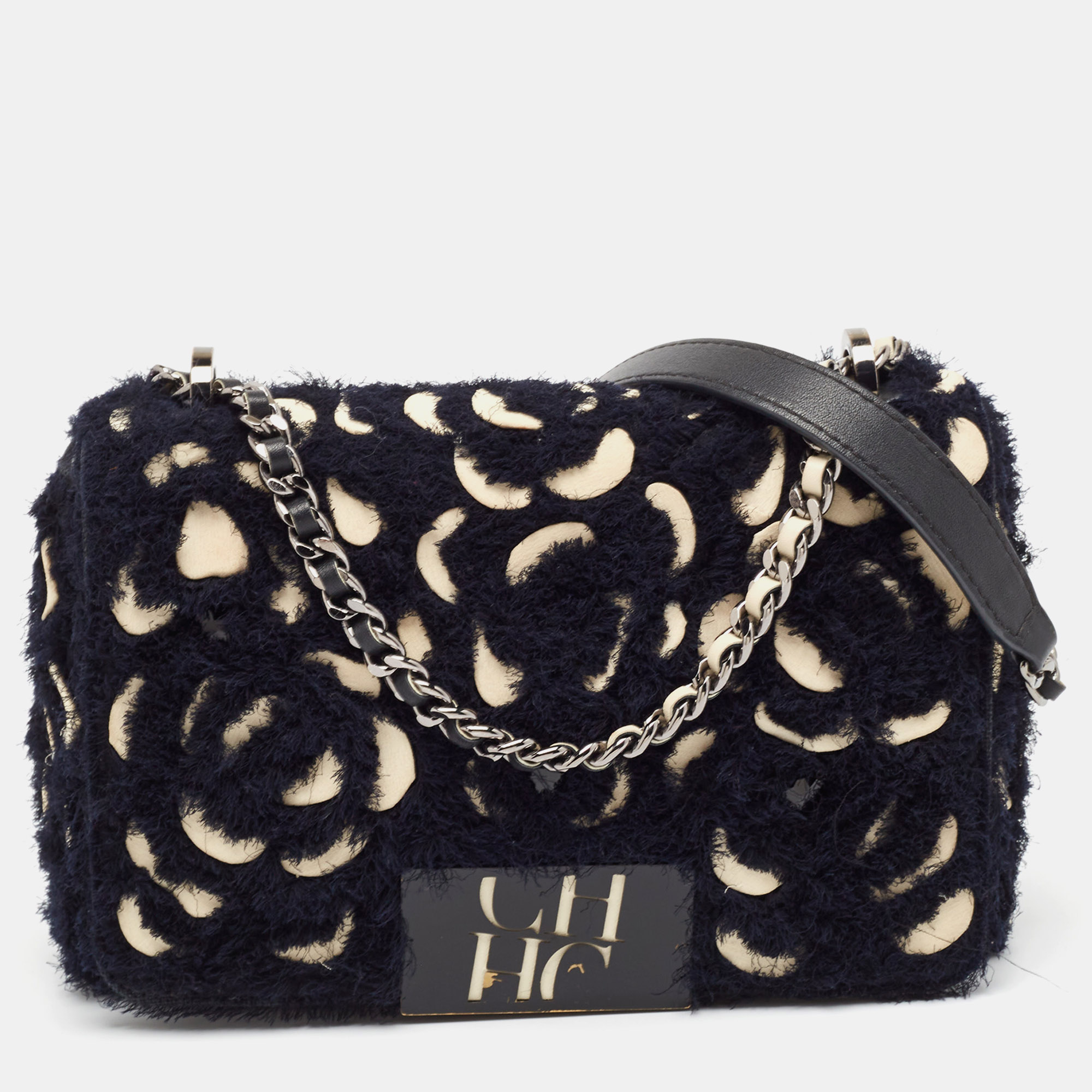 

Carolina Herrera Black Leather and Tweed Floral Applique Shoulder Bag