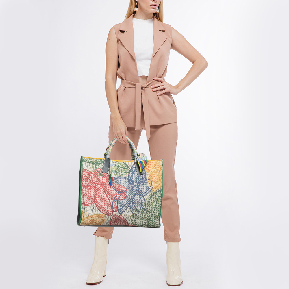 Carolina Herrera Multicolor Canvas and Leather Chic Jasmine Shopper Tote 