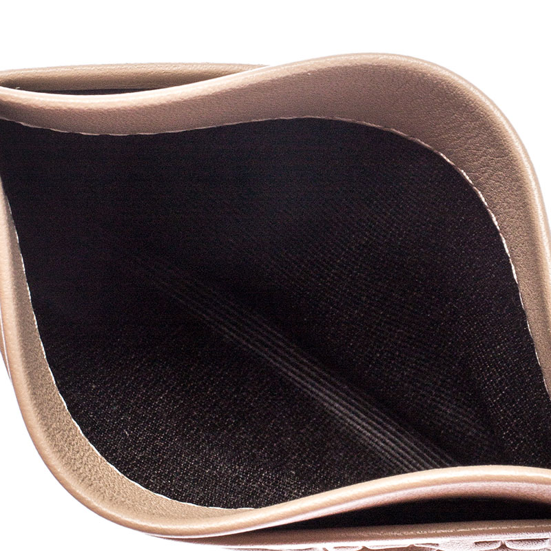 

Carolina Herrera Beige Leather Embossed Card Holder