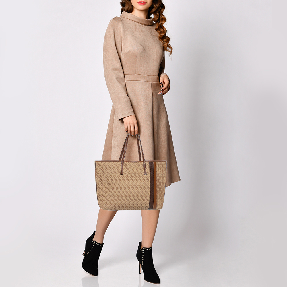 

Carolina Herrera Beige/Brown Monogram Canvas and Leather Shopper Tote