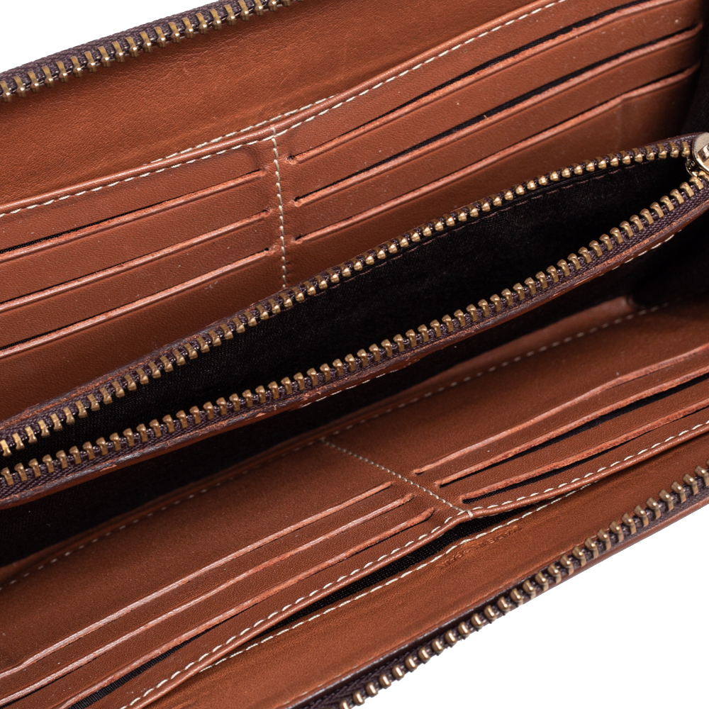 

Carolina Herrera Brown Leather Zip Around Wallet