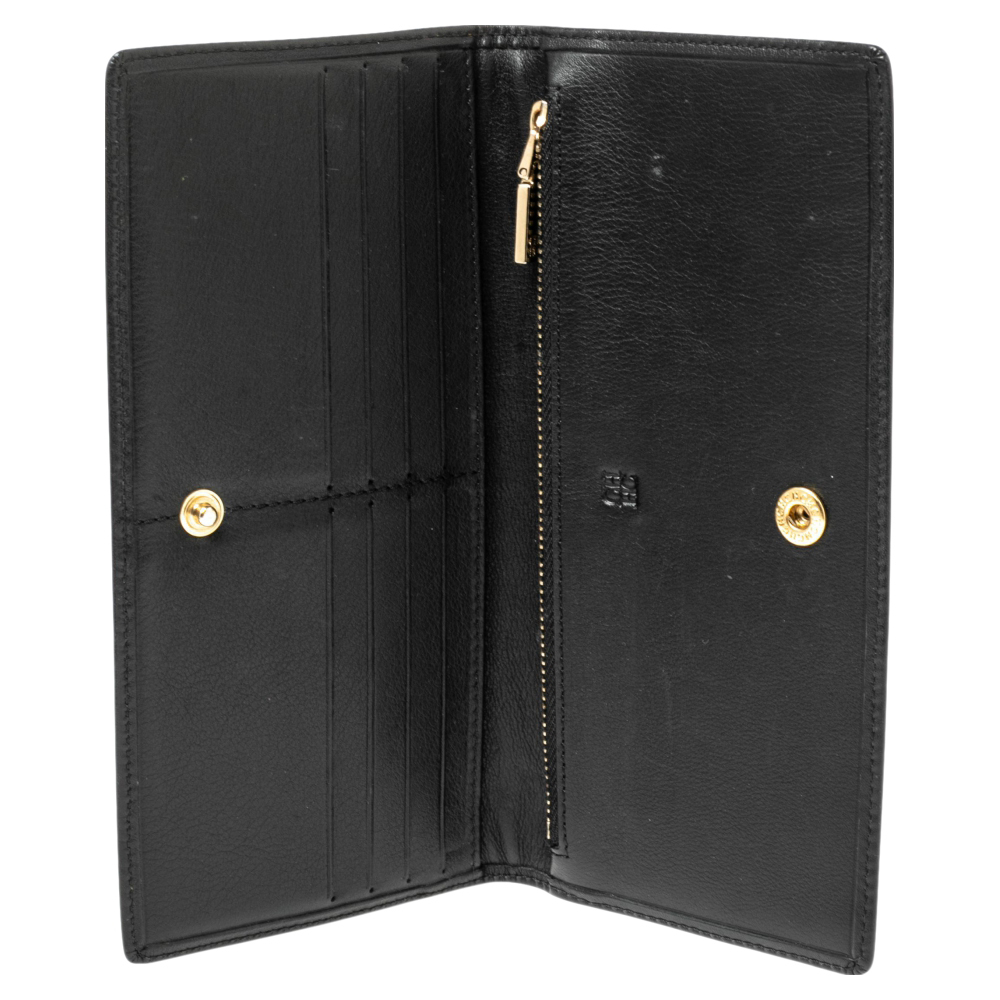 

Carolina Herrera Black Quilted Leather Flap Wallet