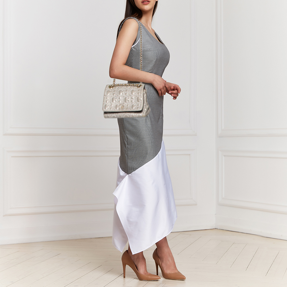 

Carolina Herrera Grey Embossed Leather Flap Shoulder Bag