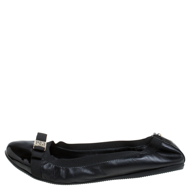 

Carolina Herrera Black Patent Leather Bow Scrunch Ballet Flats Size