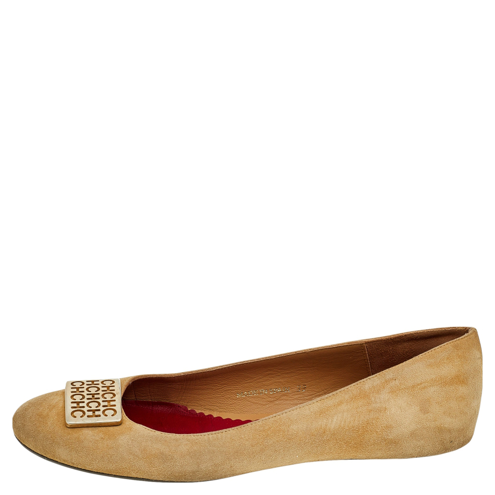 

CH Carolina Herrera Tan Suede Logo Ballet Flats Size