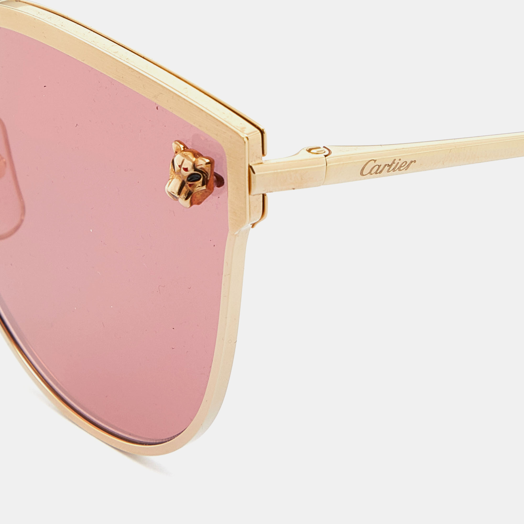 

Cartier Gold Tone/Pink Panthère de Cartier CT0198S Cat-Eye Sunglasses