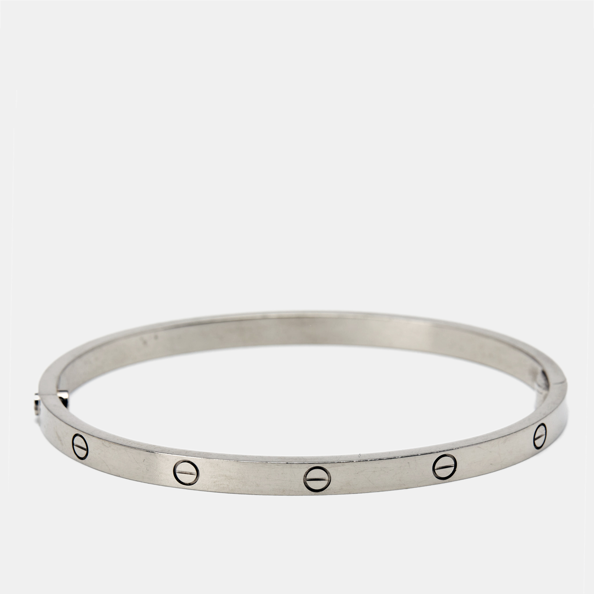 

Cartier Love 18k White Gold Small Model Bracelet 16