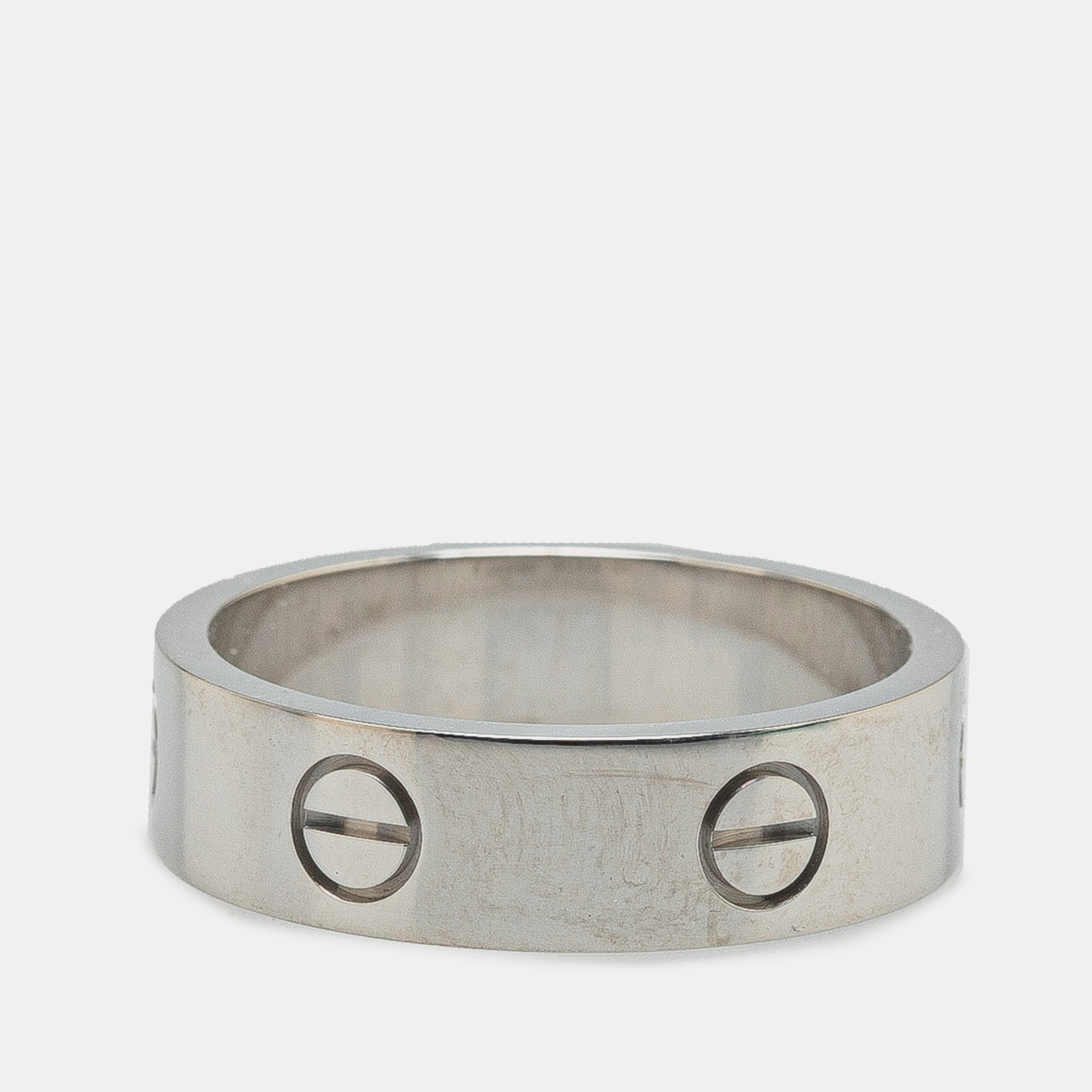 18K White Gold Love Ring 