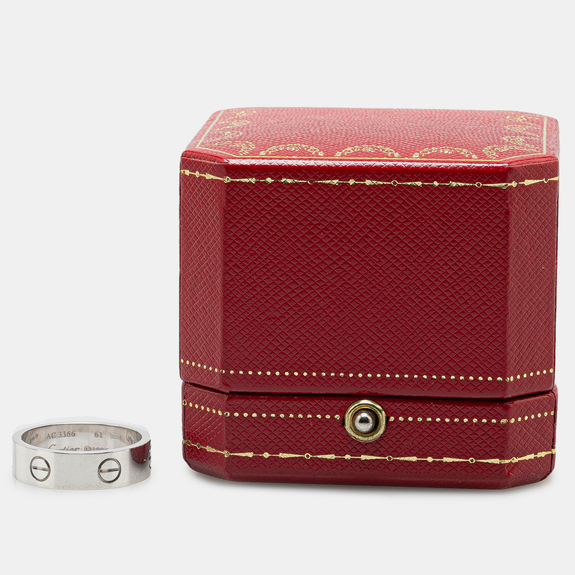 18K White Gold Love Ring 