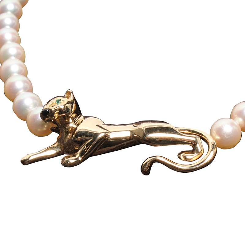 

Cartier Panthere 18K Yellow Gold Pearl Necklace, White