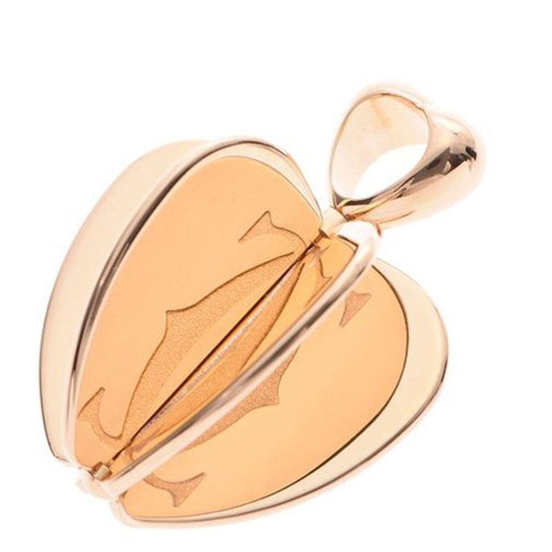 

Cartier Golden Apple 18K Yellow Gold Pendant