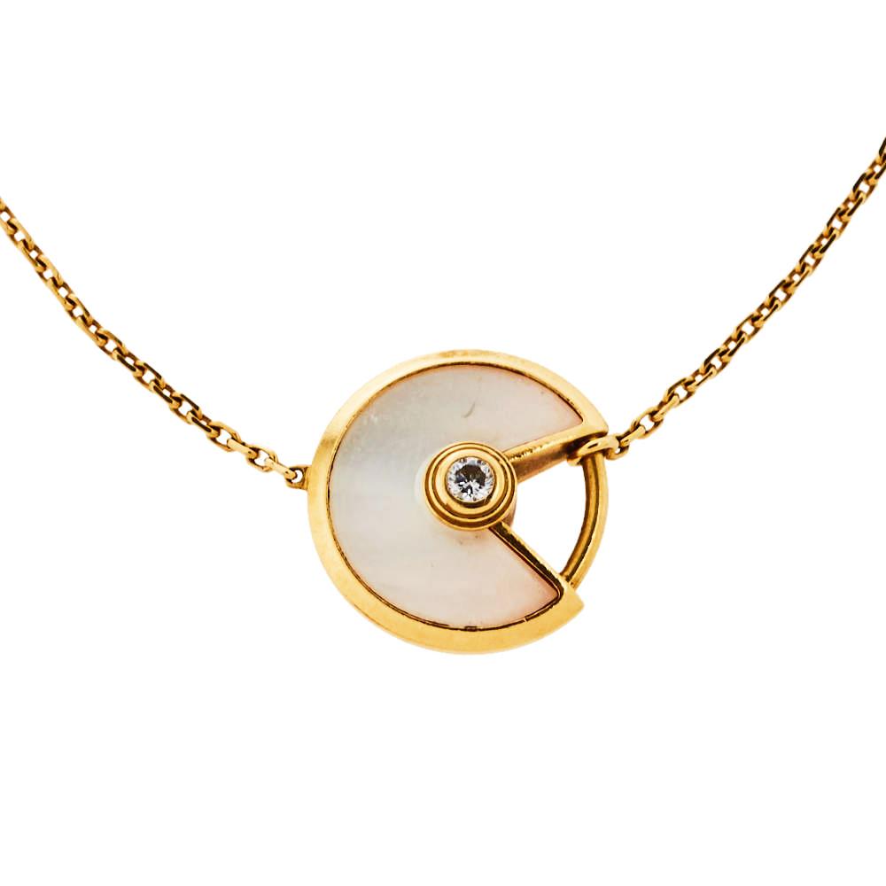 

Cartier Amulette de Cartier Mother of Pearl Diamond 18K Yellow Gold  Bracelet