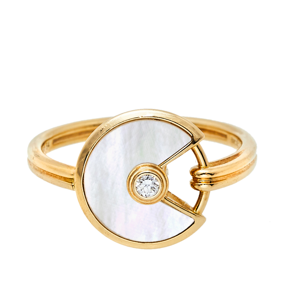 

Cartier Amulette de Cartier Diamond Mother of Pearl 18K Yellow Gold Ring Size