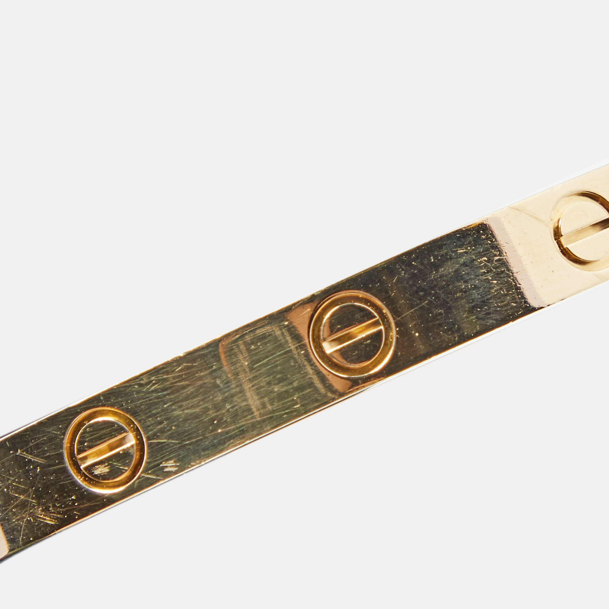 

Cartier Love 18k Yellow Gold Bracelet 17