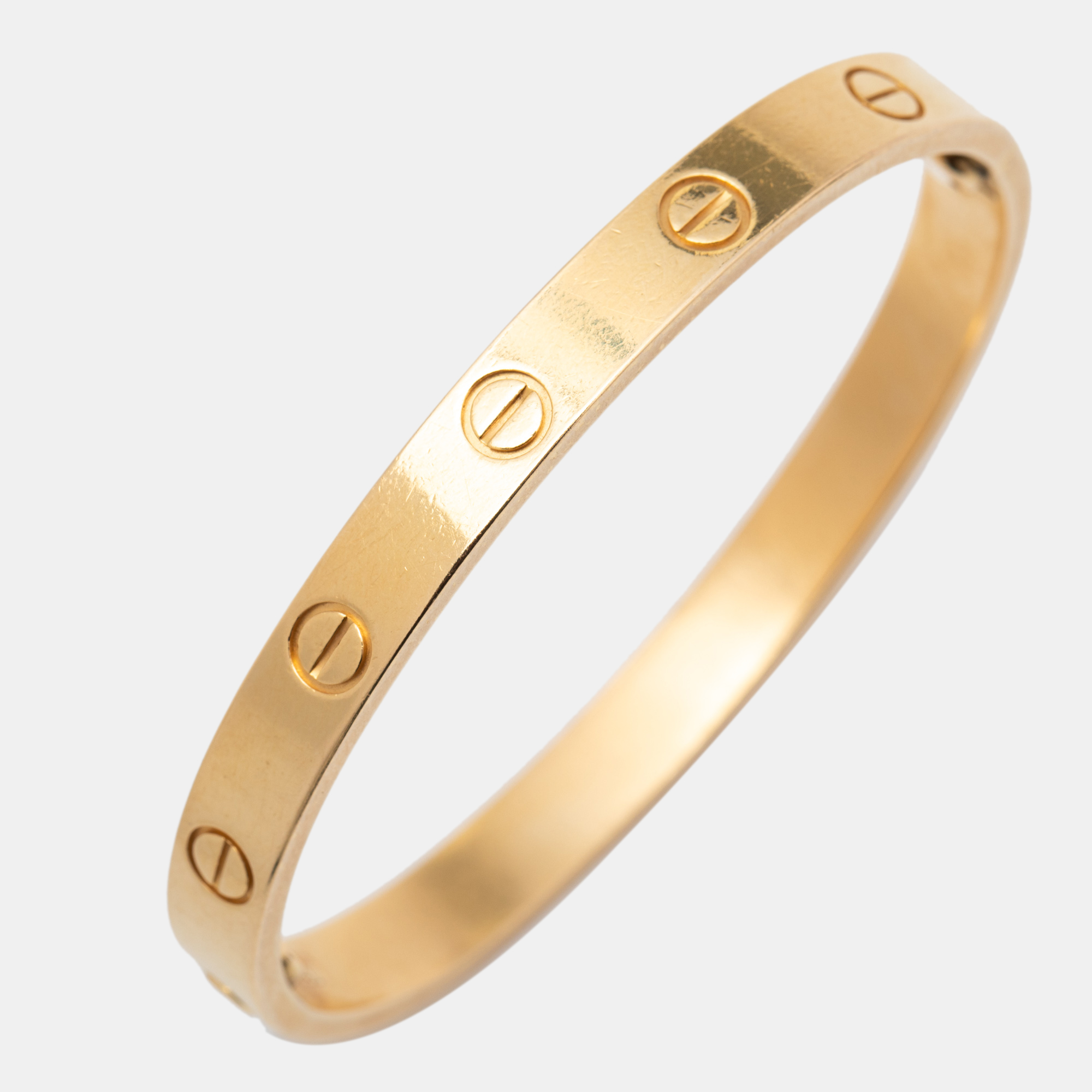 

Cartier Love 18k Yellow Gold Bracelet 16