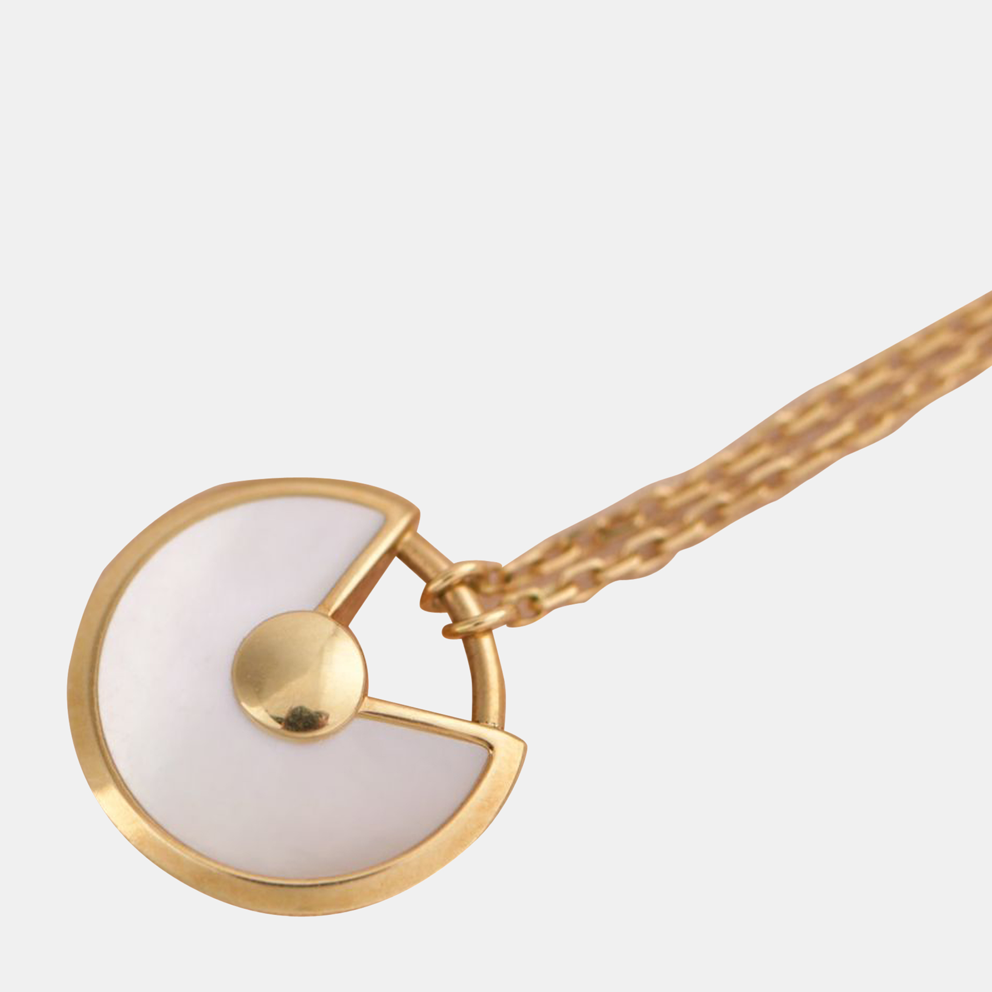 

Cartier Amulette de Cartier 18K Yellow Gold Mother of Pearl Necklace