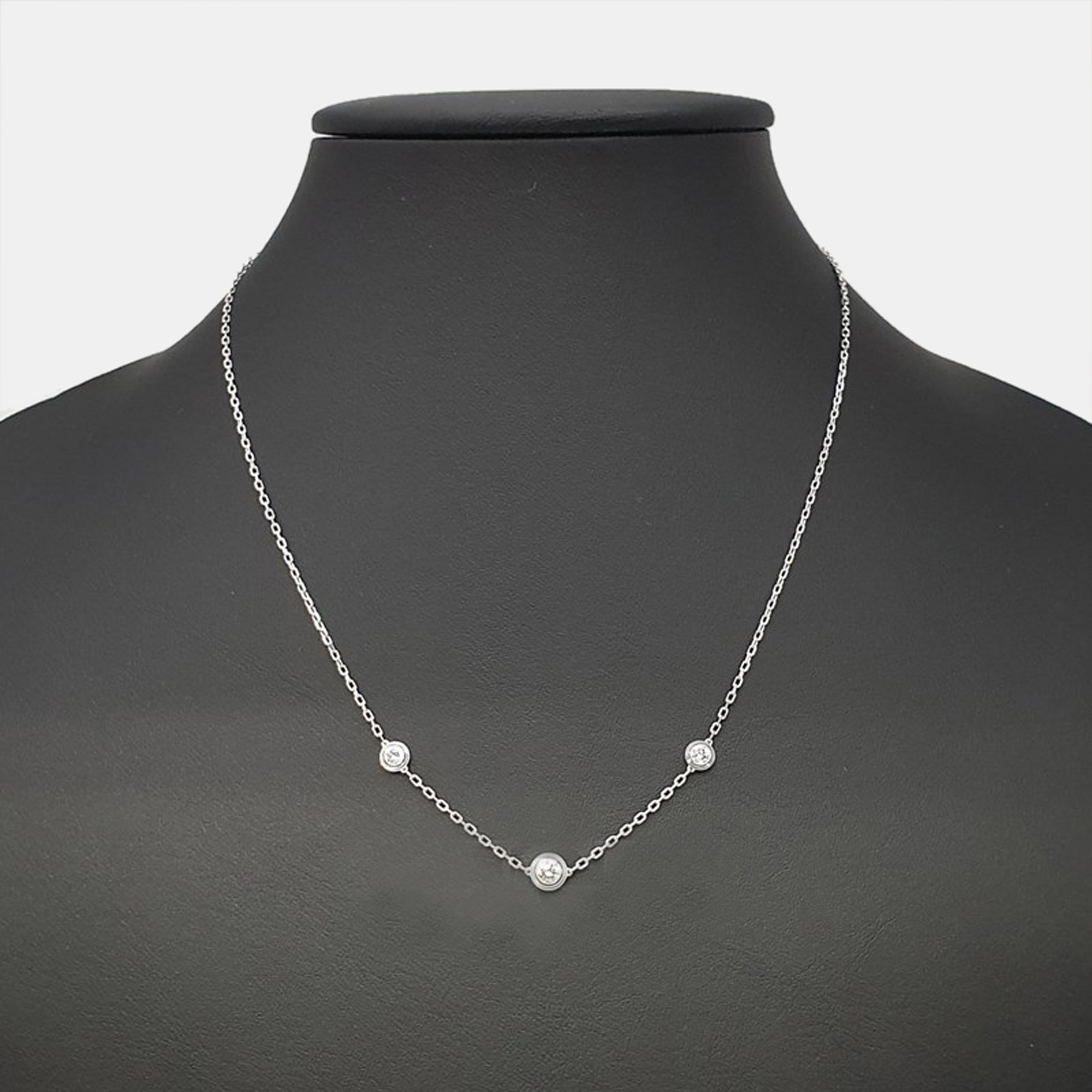 

Cartier Diamants Légers 18K White Gold Diamond Necklace