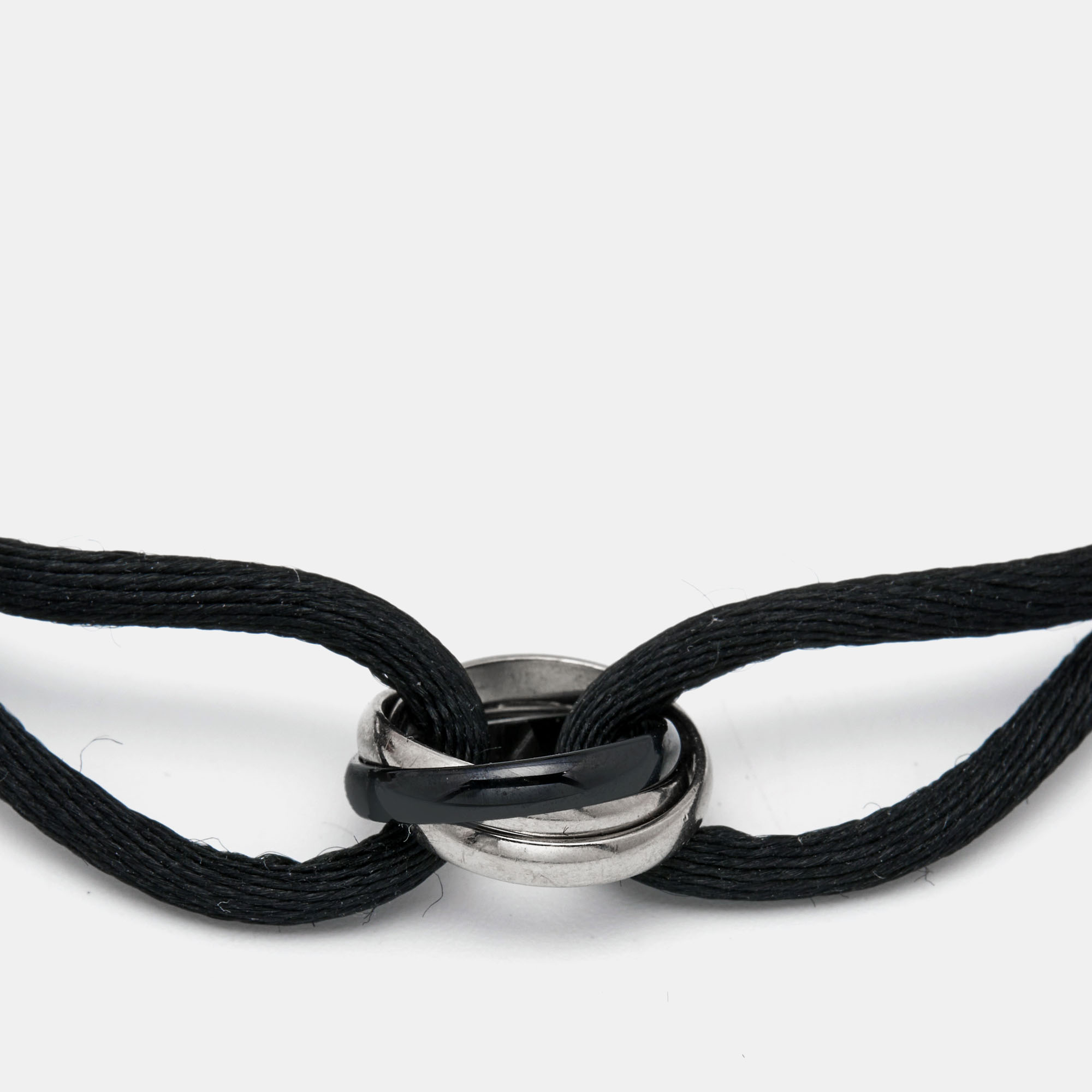 

Cartier Trinity Ceramic 18k White Gold Cord Bracelet