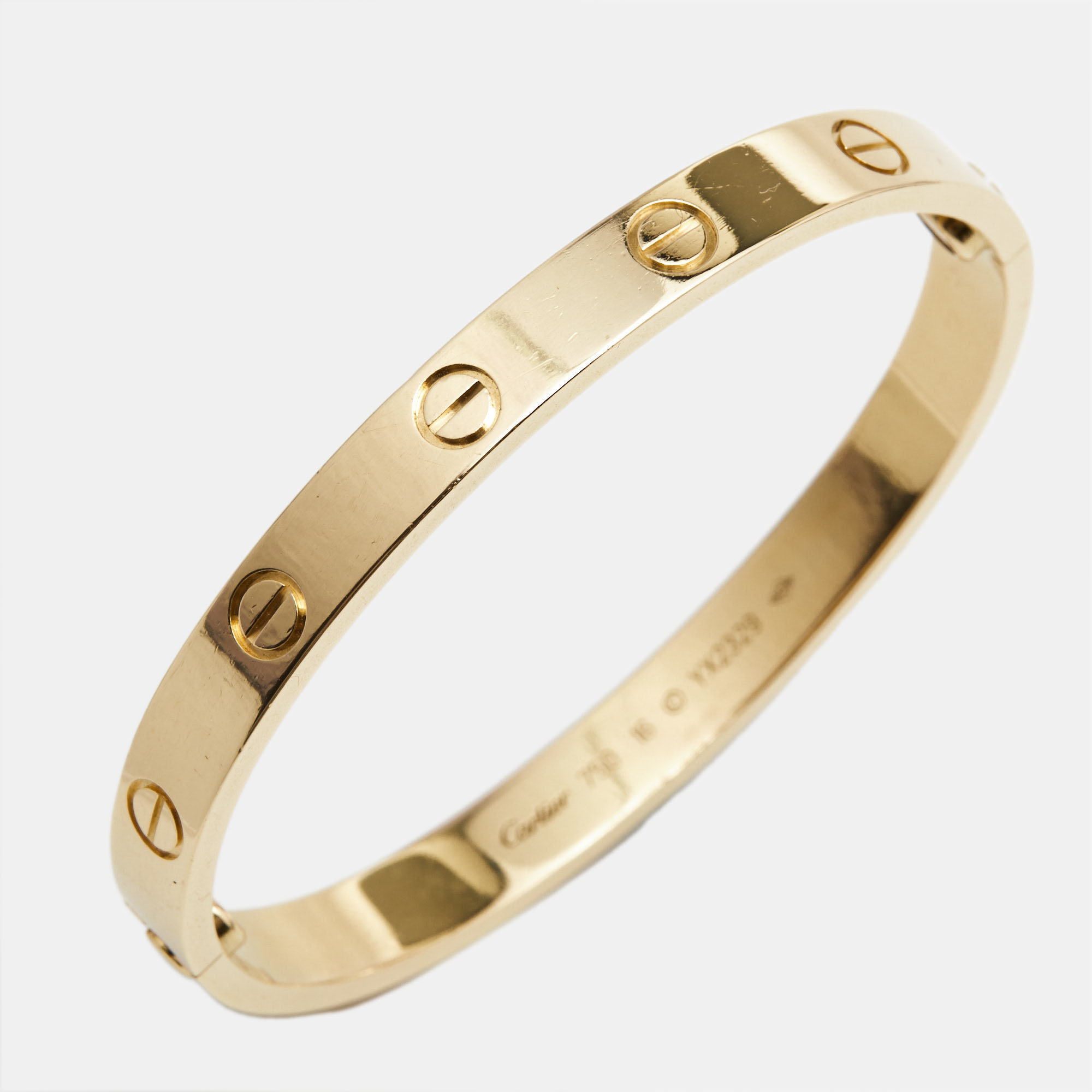 

Cartier Love 18k Yellow Gold Bracelet 16