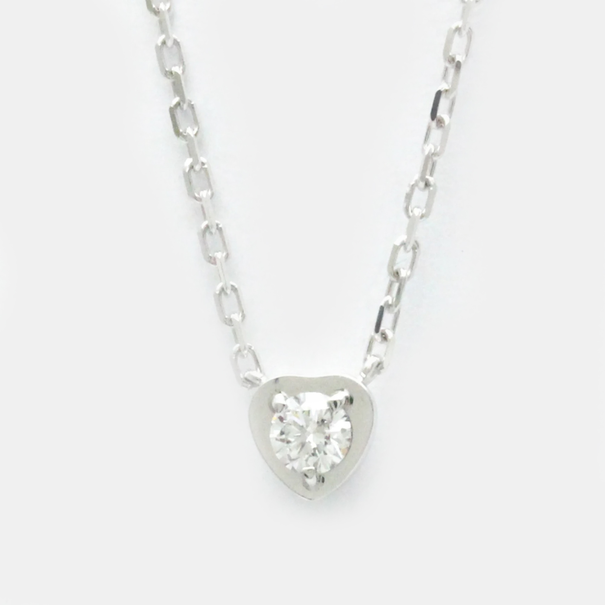 Pre-owned Cartier Pendant Necklace In White