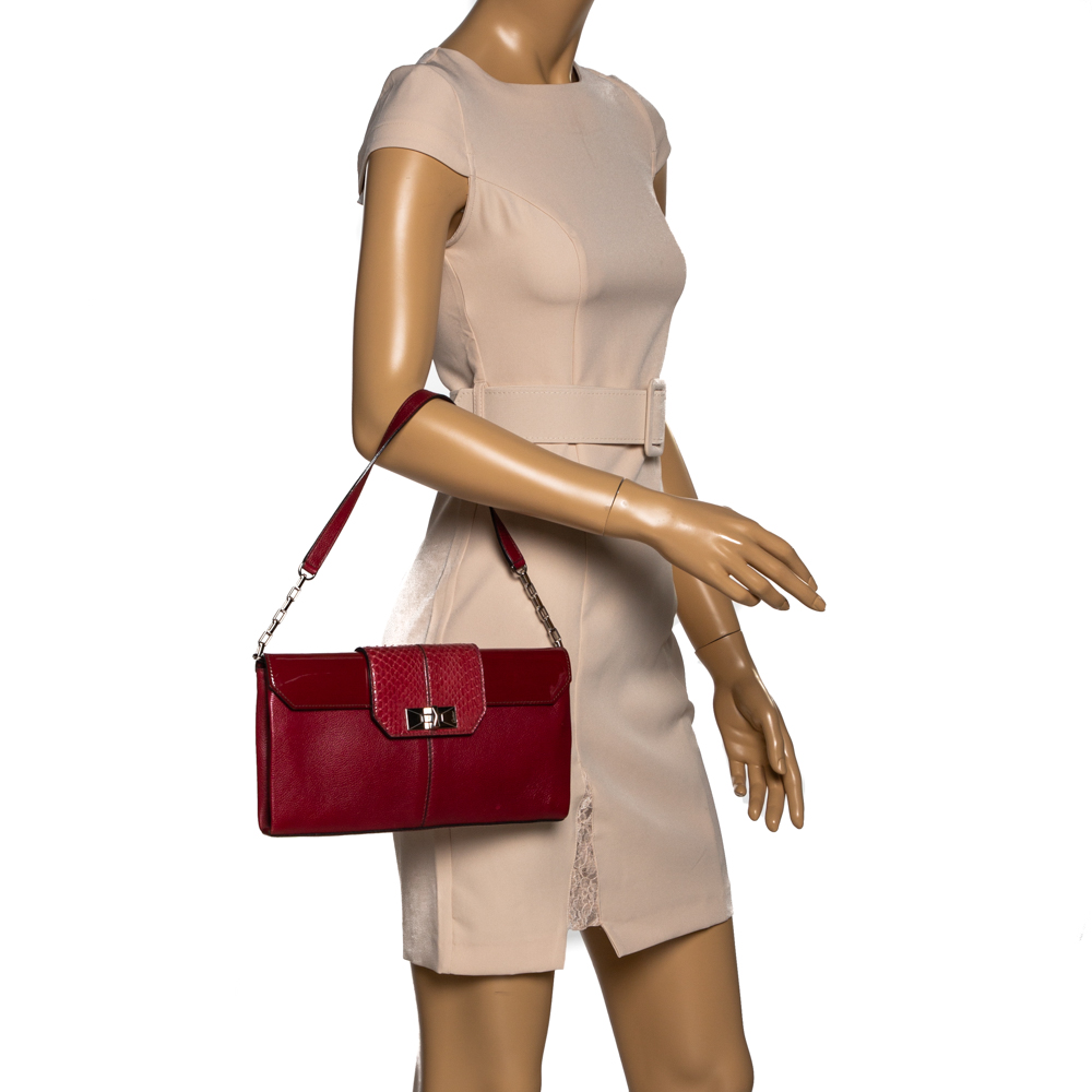 

Cartier Red Leather and Python Classic Feminine Line Shoulder Bag