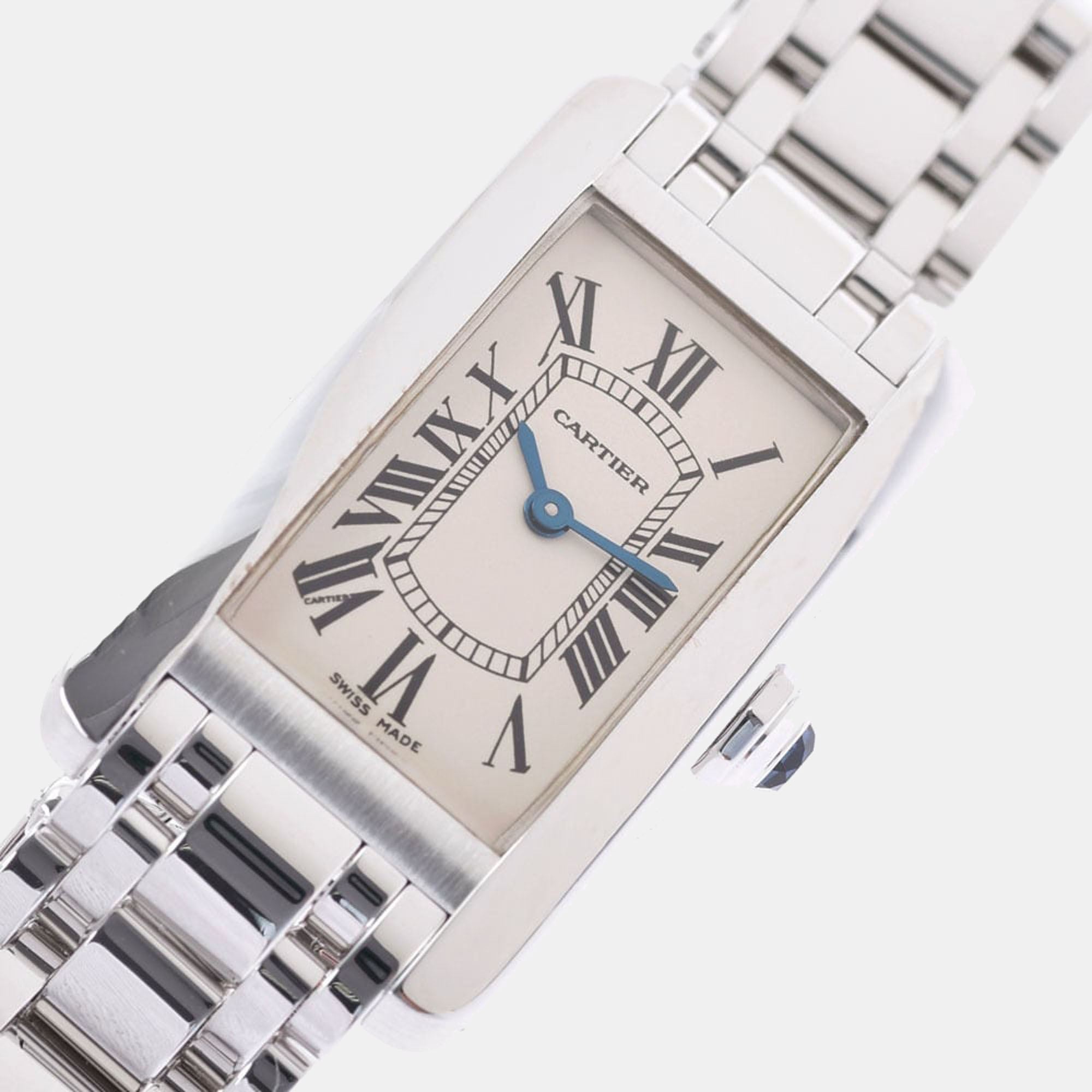 

Cartier White 18K White Gold Tank Americaine W26019L1 Quartz Women's Wristwatch