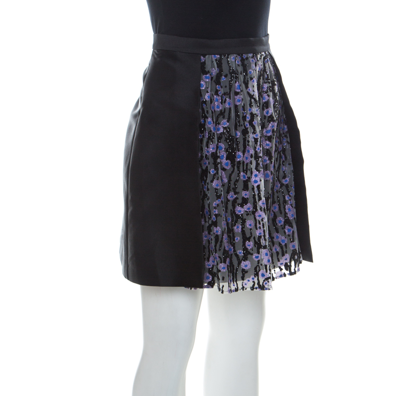 

Carven Black Silk Satin and Tulle Embellished Detail Meduse Short Skirt