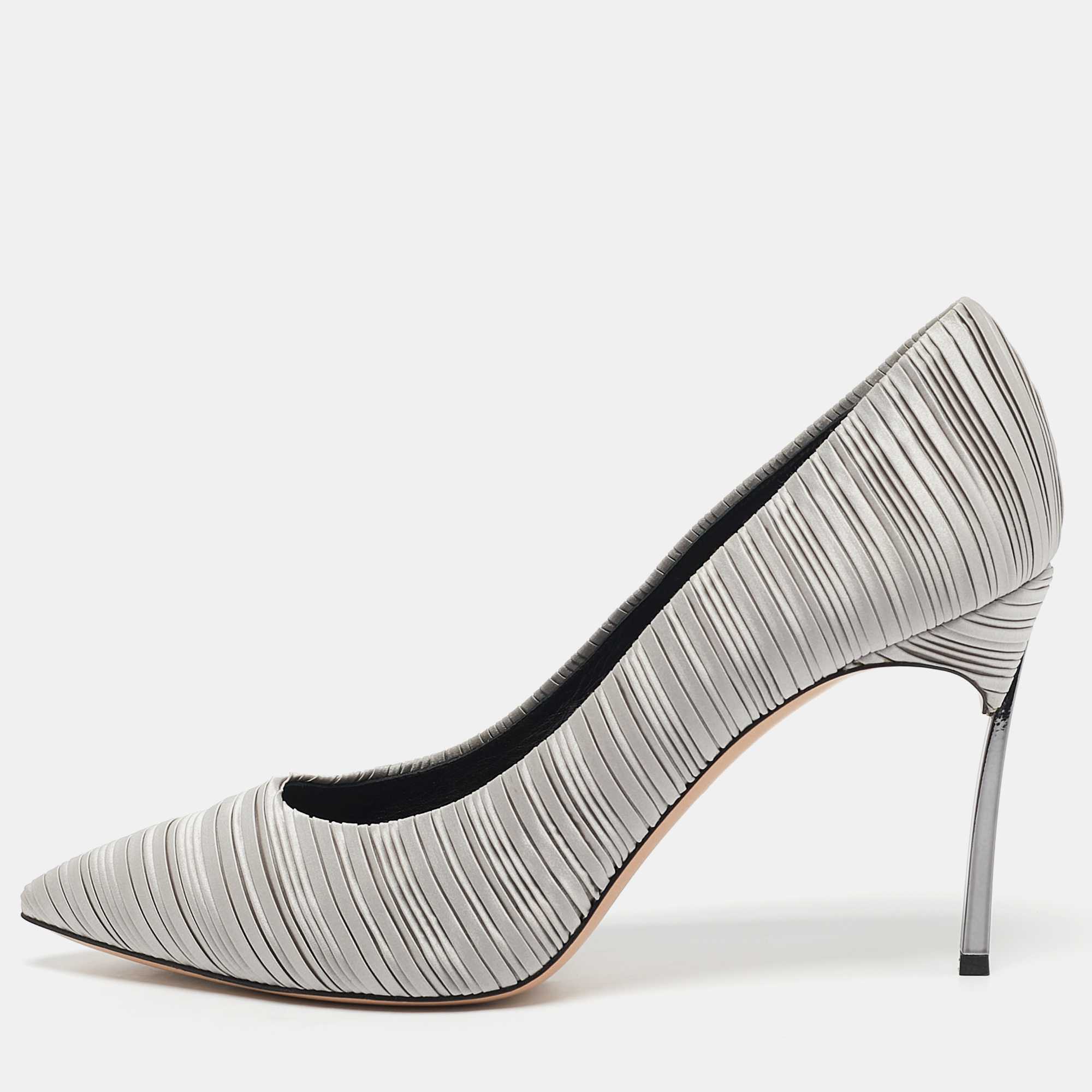 

Casadei Grey Fabric Pointed Toe Pumps Size