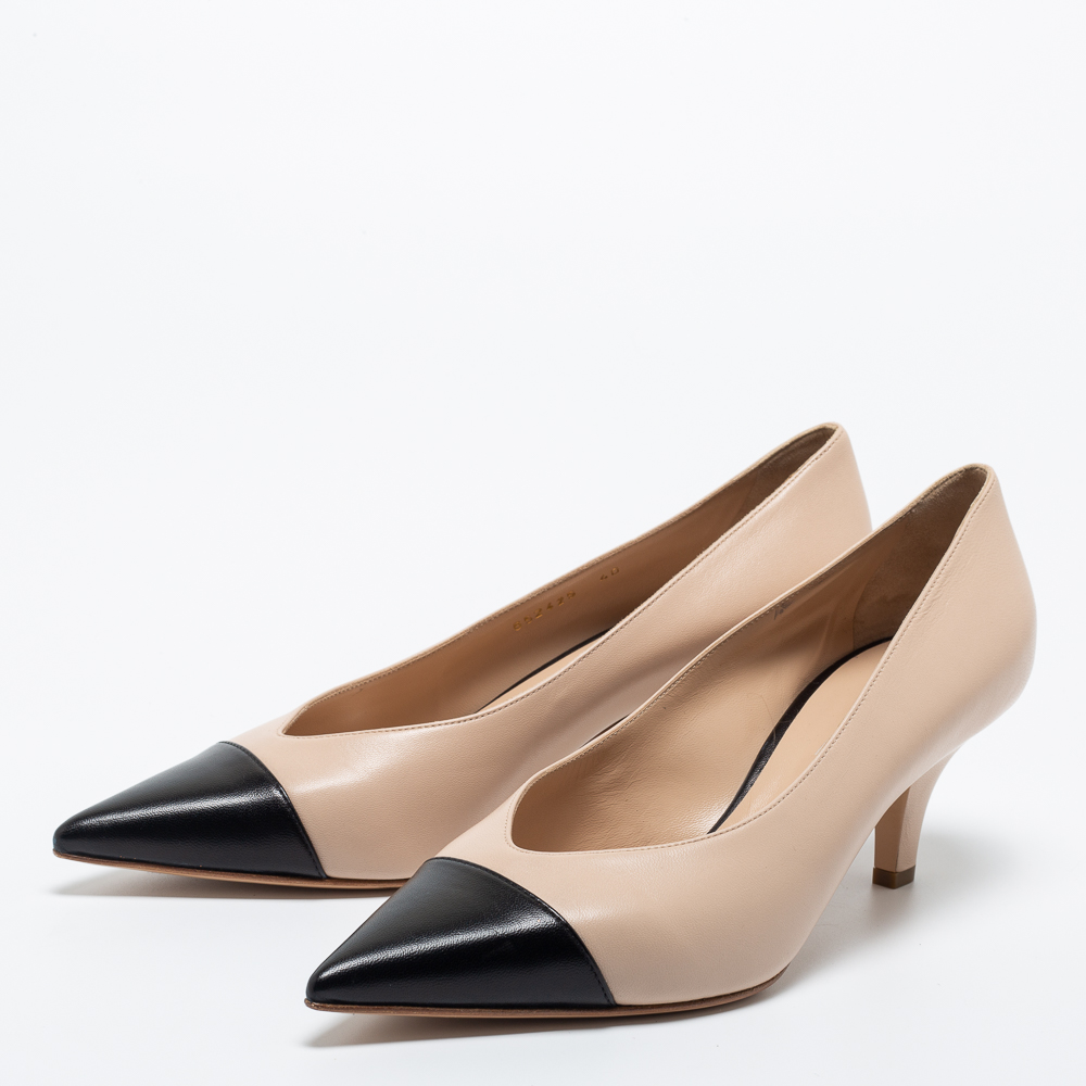 

Casadei Beige/Black Leather Pointed Toe Pumps Size