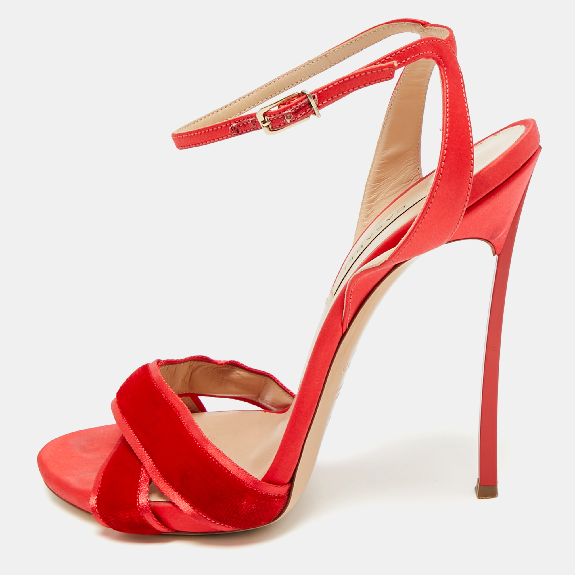 

Casadei Size 38.5 Red Satin and Velvet Ankle Strap Sandals
