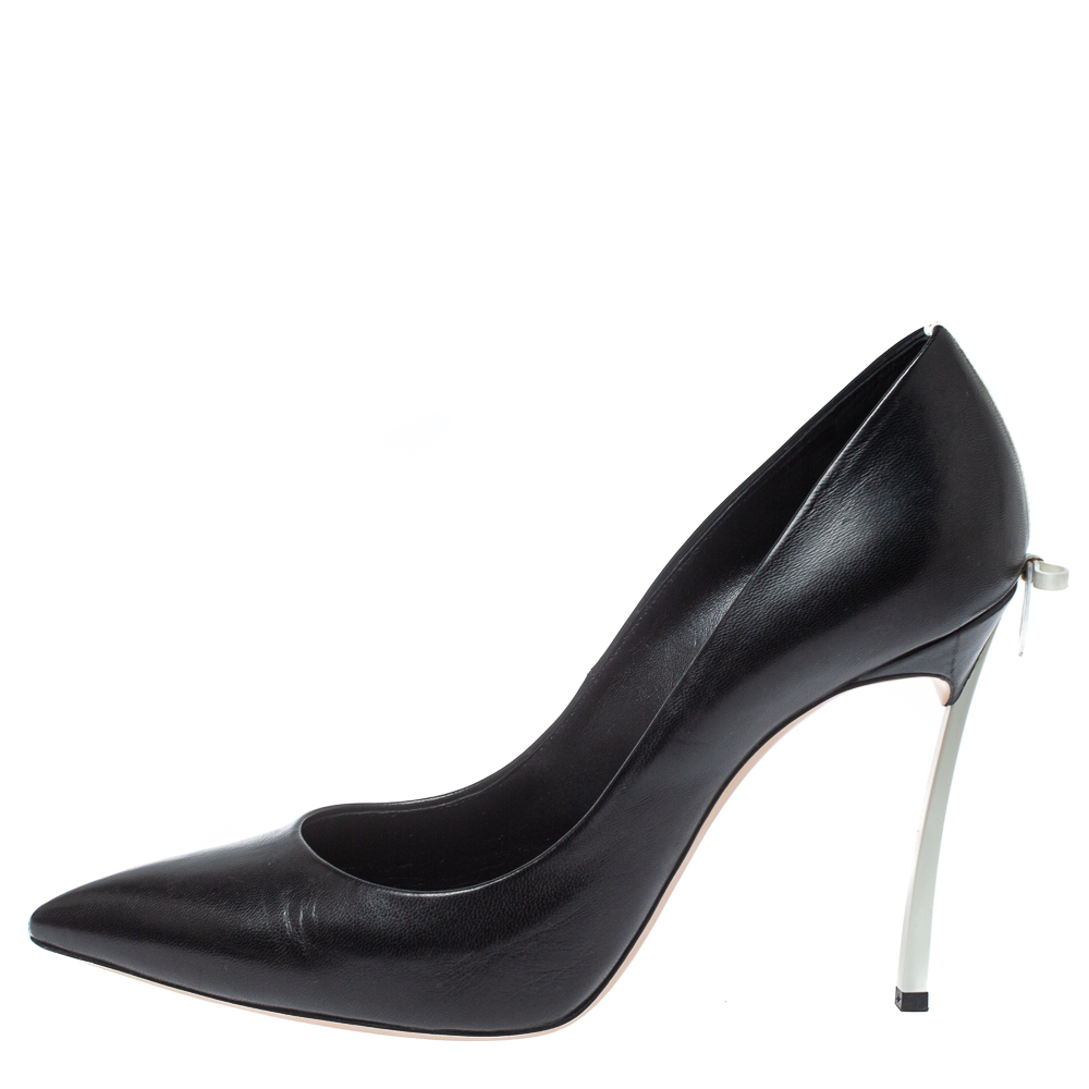 

Casadei Black Leather Blade Bow Pumps Size