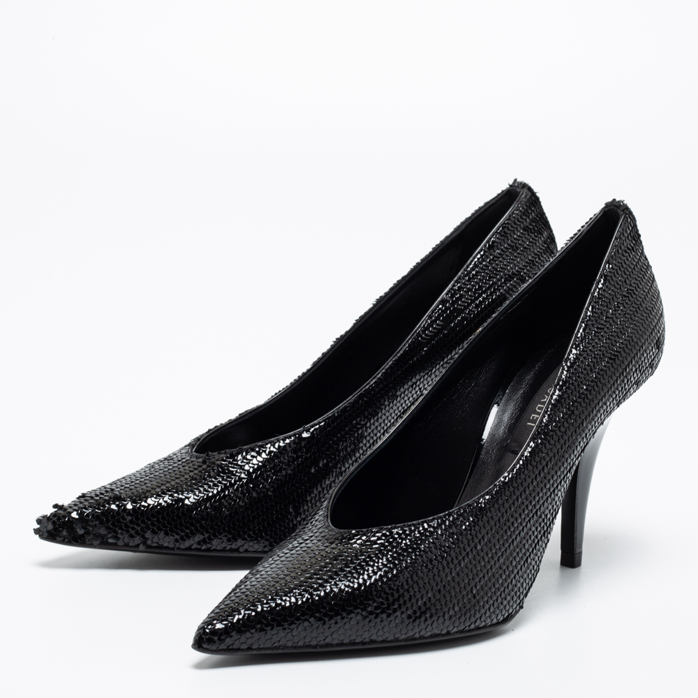 

Casadei Black Texture Leather Pointed Toe Pumps Size