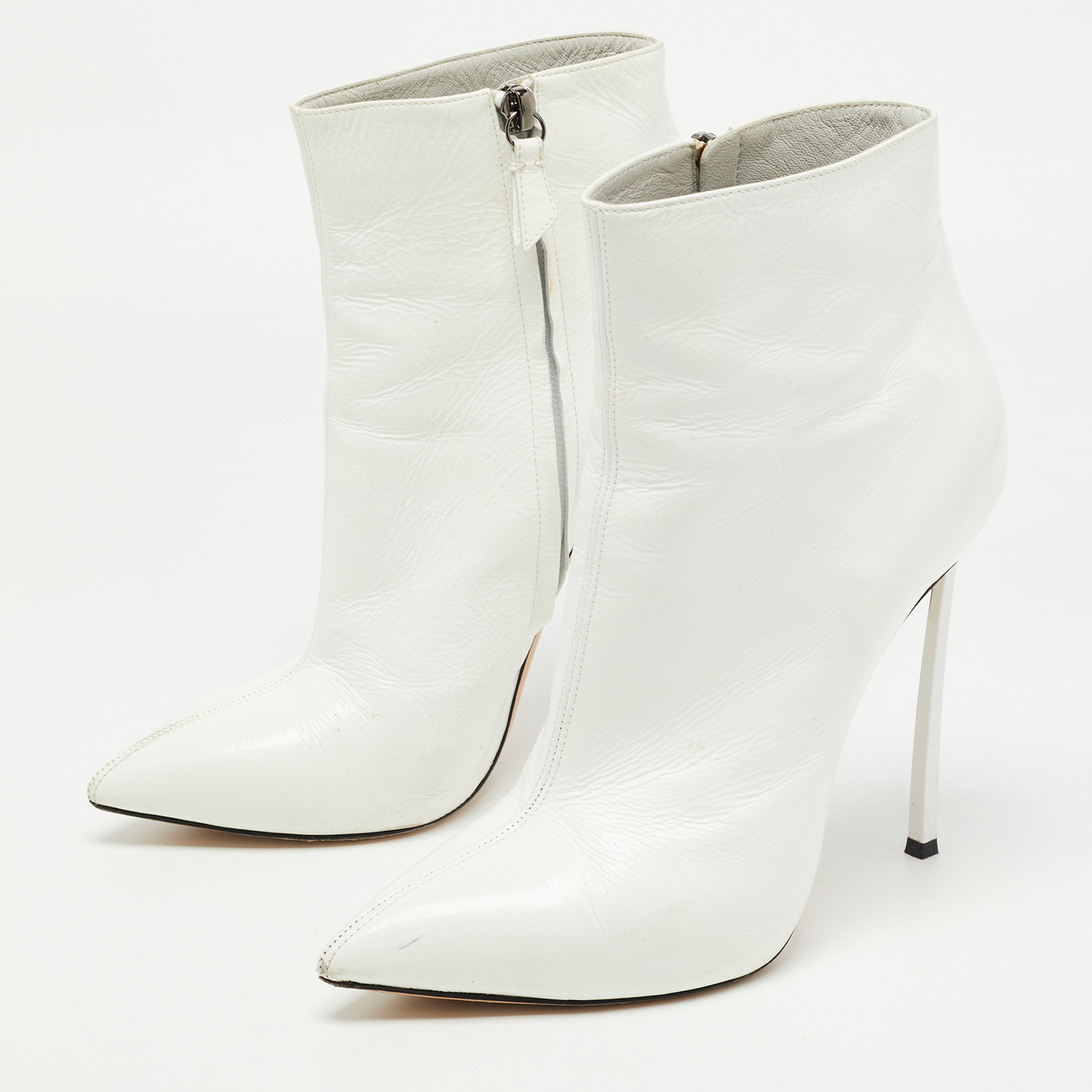 

Casadei White Leather Platform Pointed Toe Ankle Boots Size