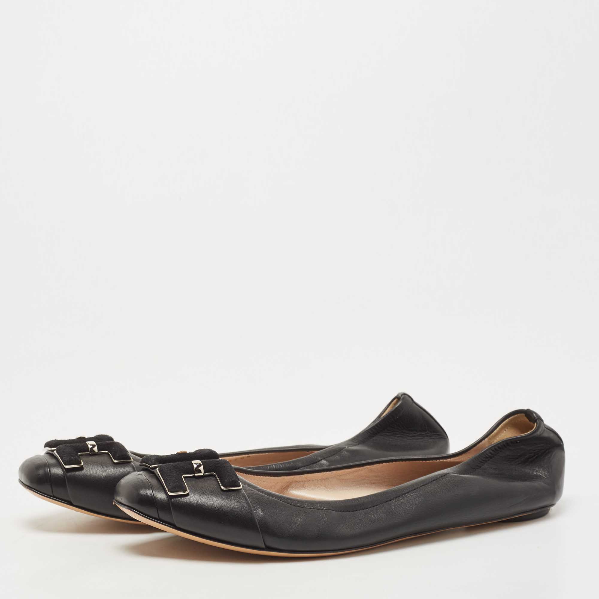 

Casadei Black Leather Ballet Flats Size