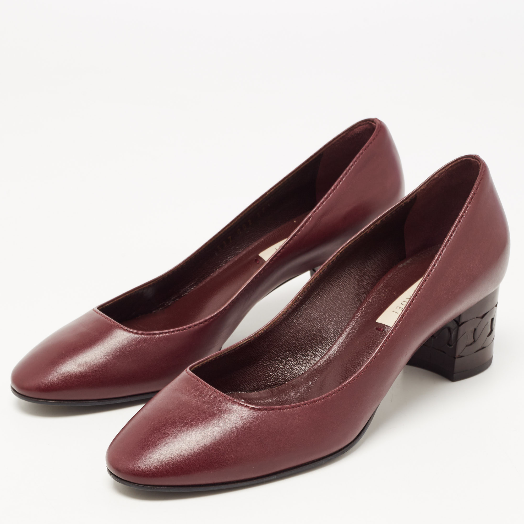 

Casadei Burgundy Leather Block Heel Pumps Size