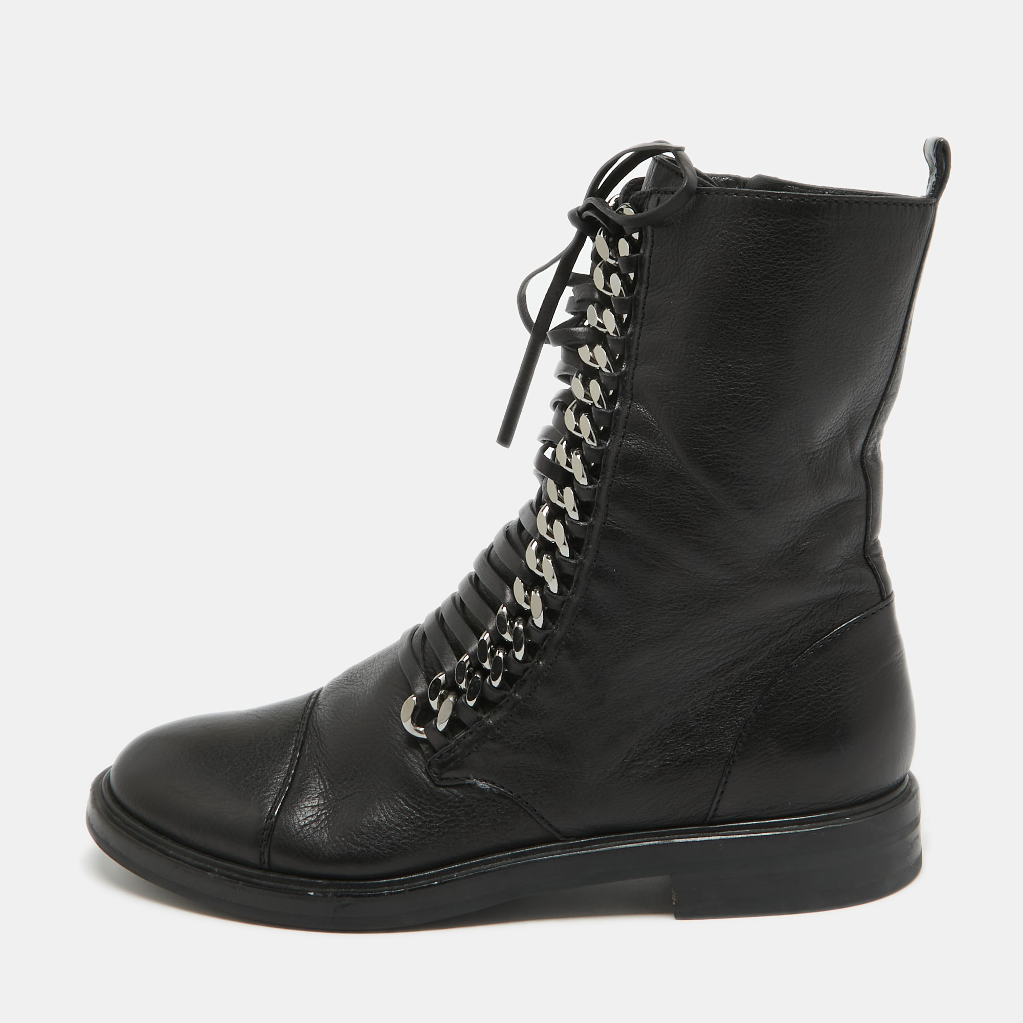 Boots are an essential part of your wardrobe and these boots crafted from top quality materials are a fine choice. Offering the best of comfort and style this sturdy soled pair would be great with a dress for a casual day out