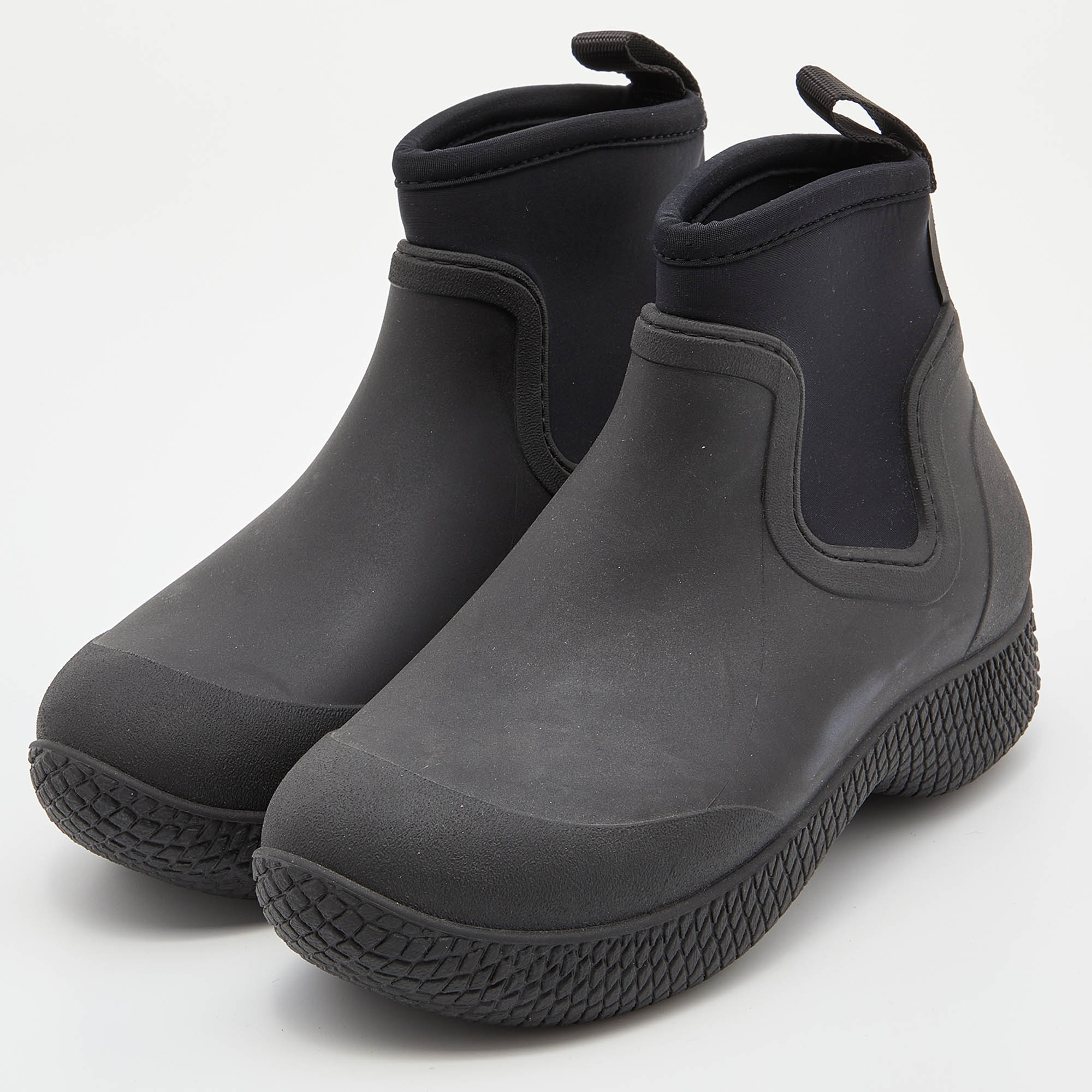 

Celine Black Rubber and Neoprene Outdoor Ankle Boots Size