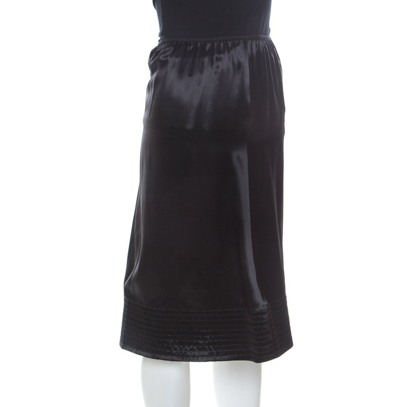 

Celine Black Satin Elasticized Waist Knee Length Skirt
