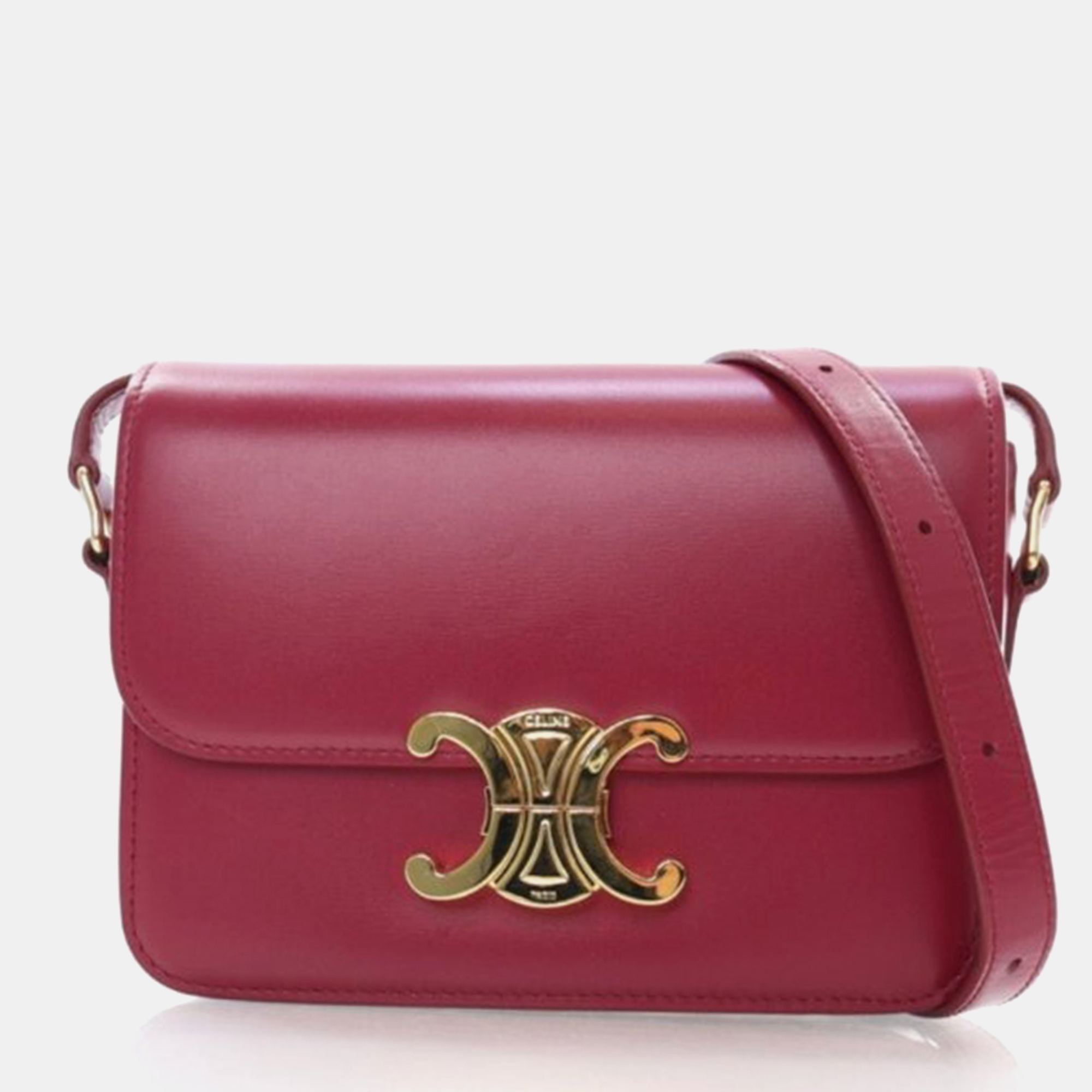 

Celine Triomphe Red Calfskin Shoulder Bag
