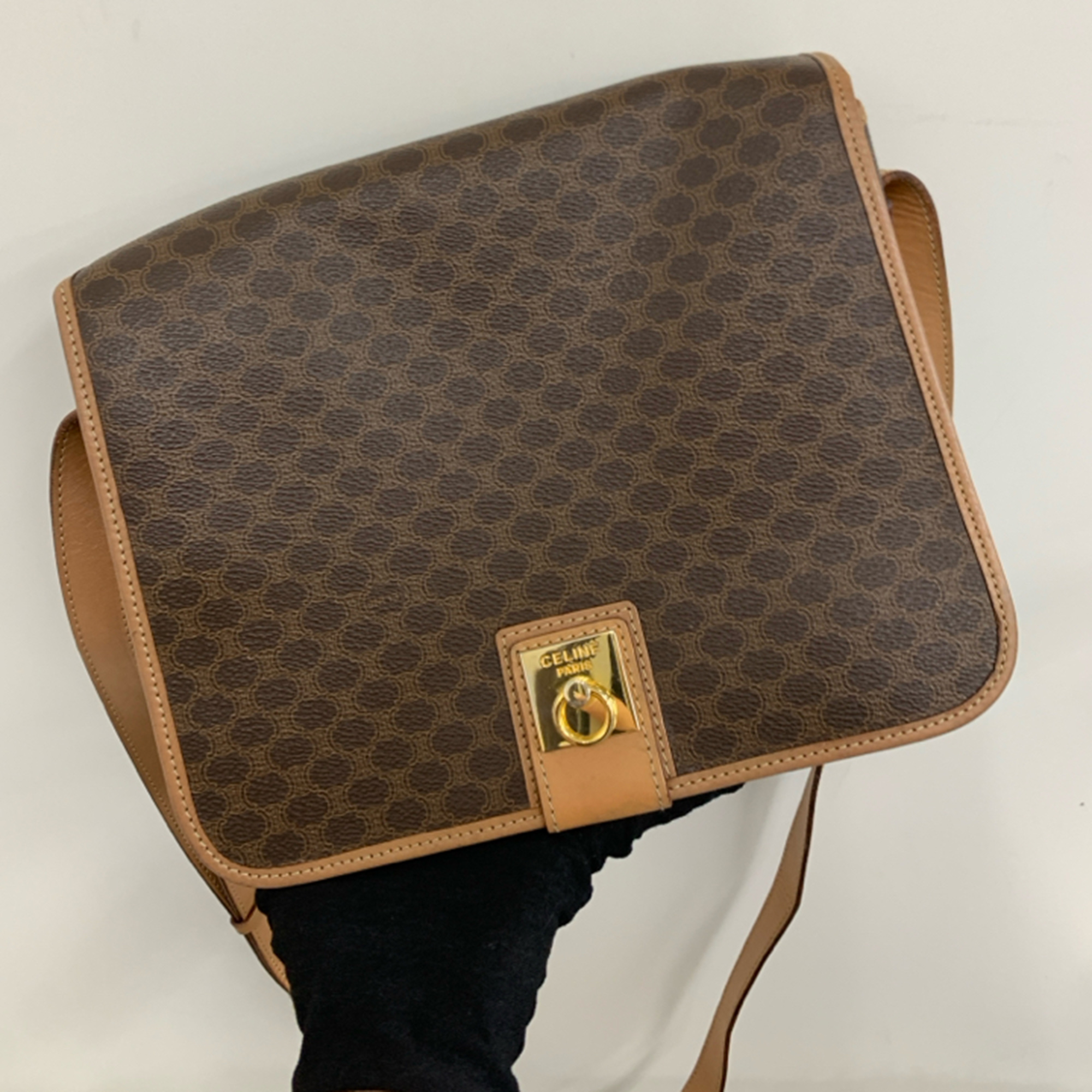 

Celine Vintage Macadam Brown Messenger Shoulder Bag