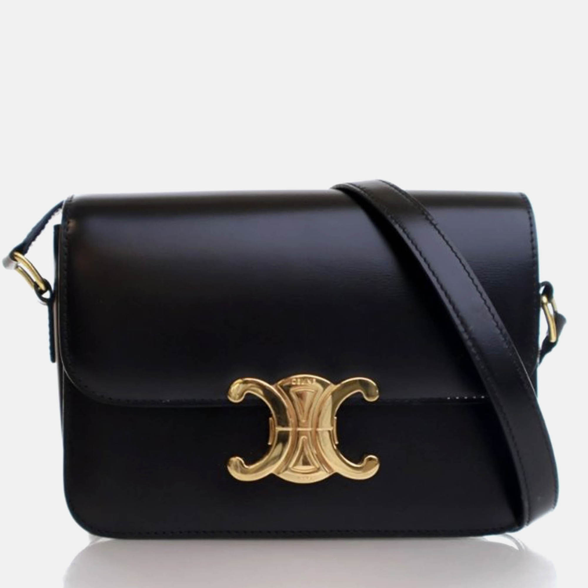 

Celine Triomphe Flap Teen Black Calfskin Shoulder Bag