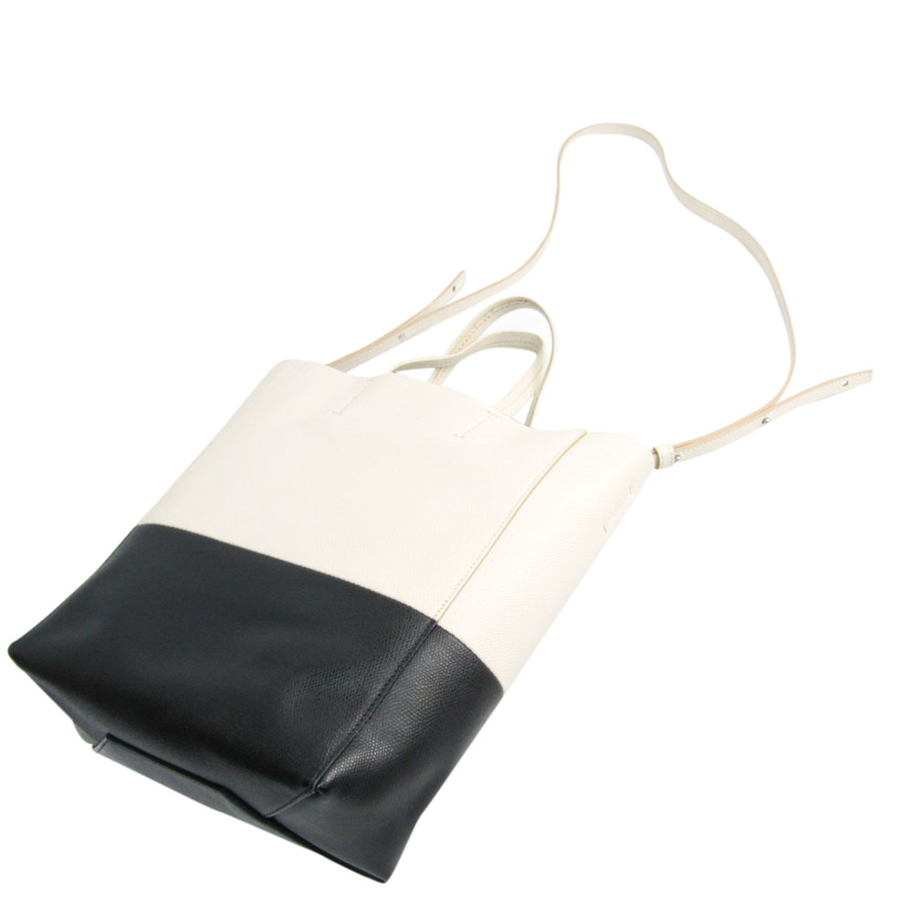 

Celine Black/Cream Leather Cabas Tote